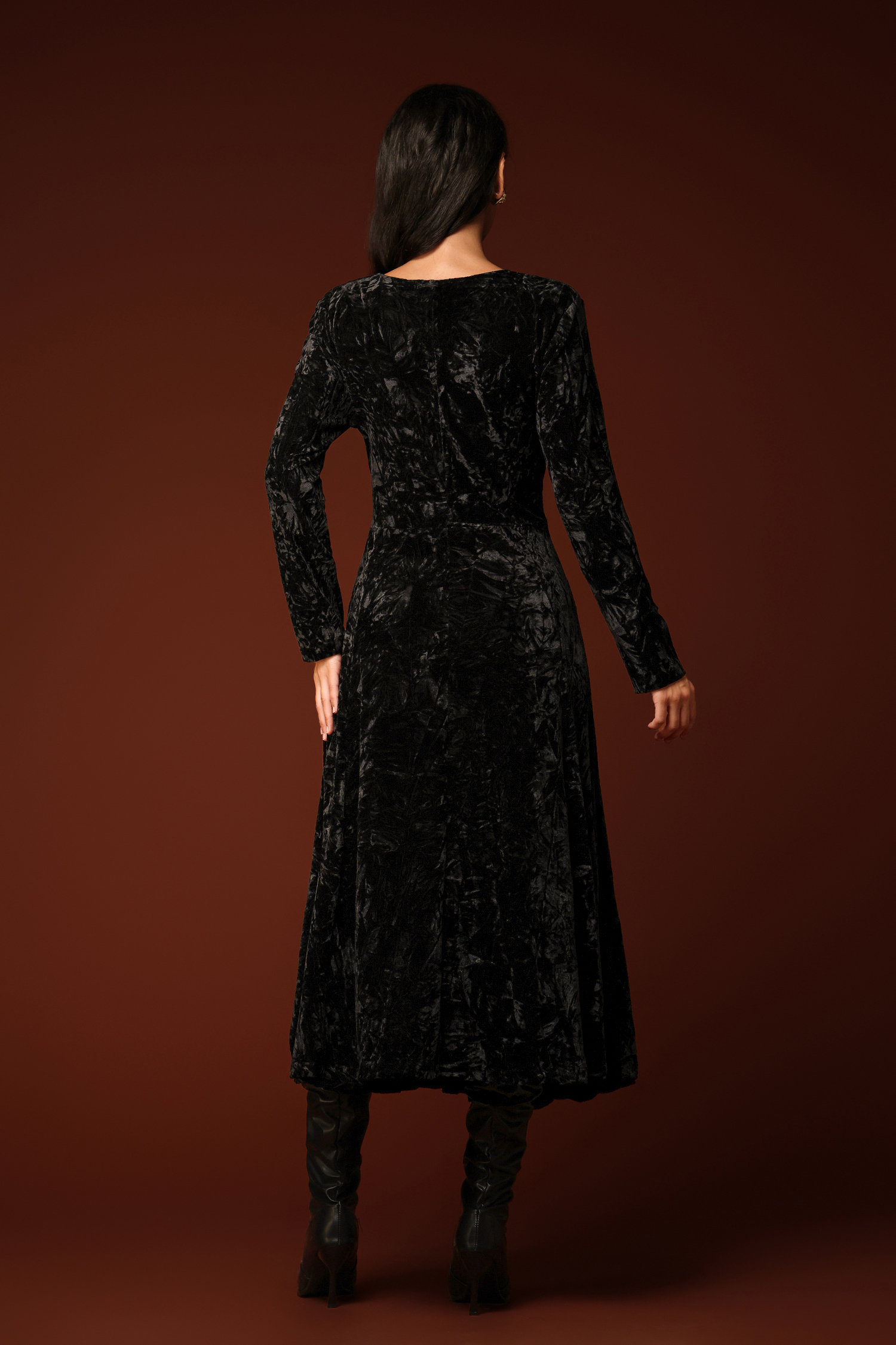 Vandra V-neck Long Sleeves Velvet Maxi Dress