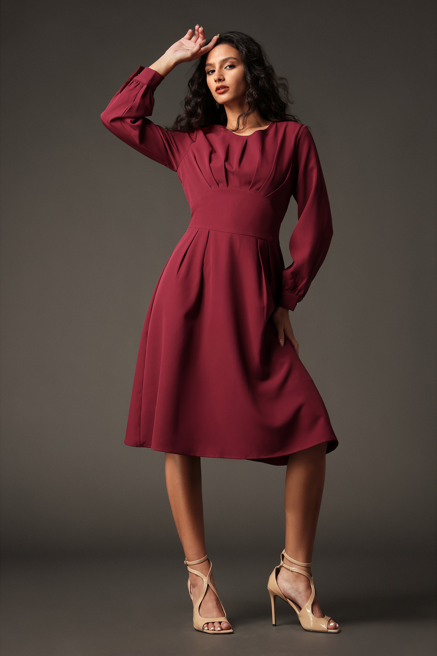 Valor Long Sleeves Maxi Dress