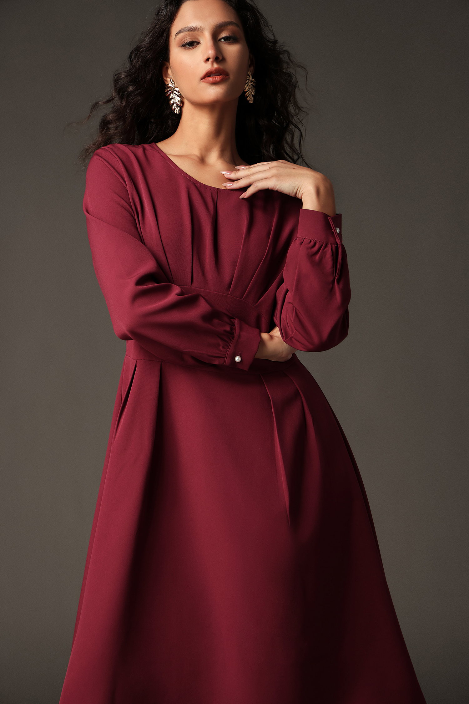 Valor Long Sleeves Maxi Dress