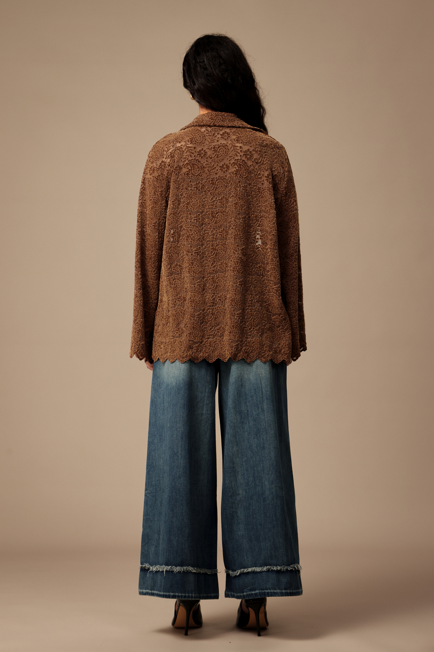 Matne Lace Long Sleeves Blouse