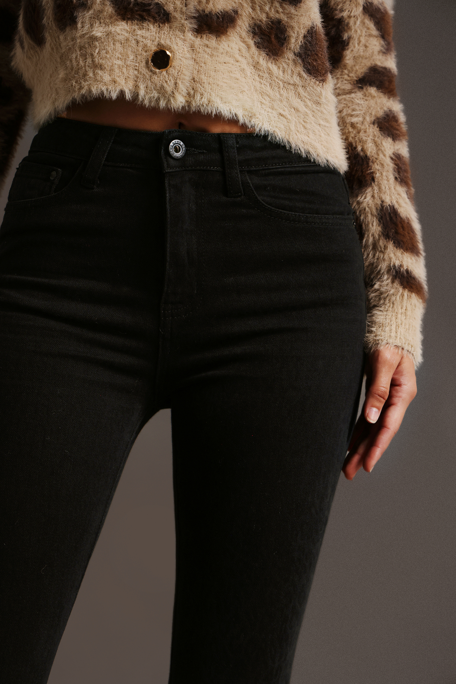 Uara High Waist Slim Bell Bottoms Jeans