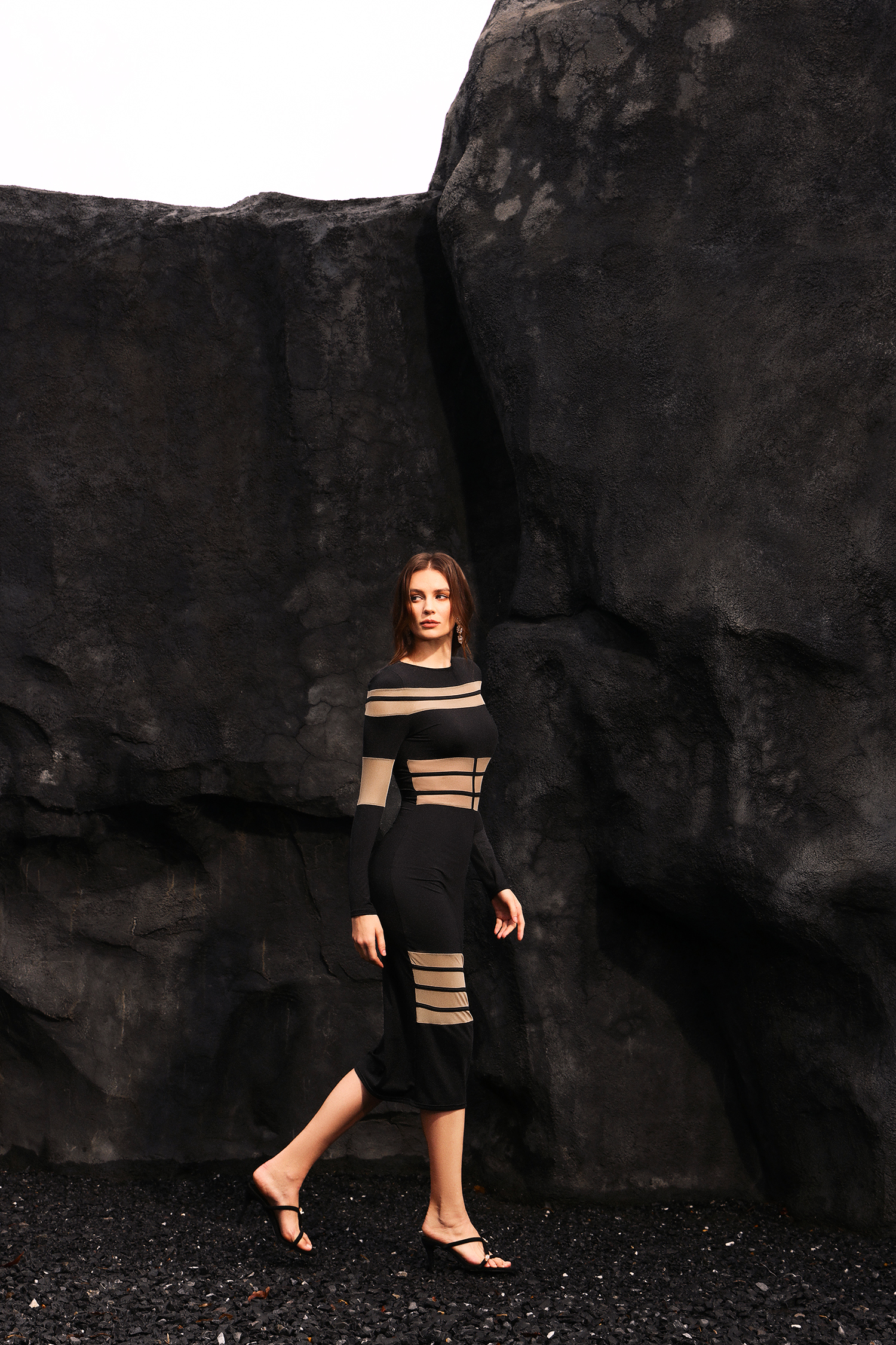 Xynia Long Sleeves Netting Bandage Midi Dress