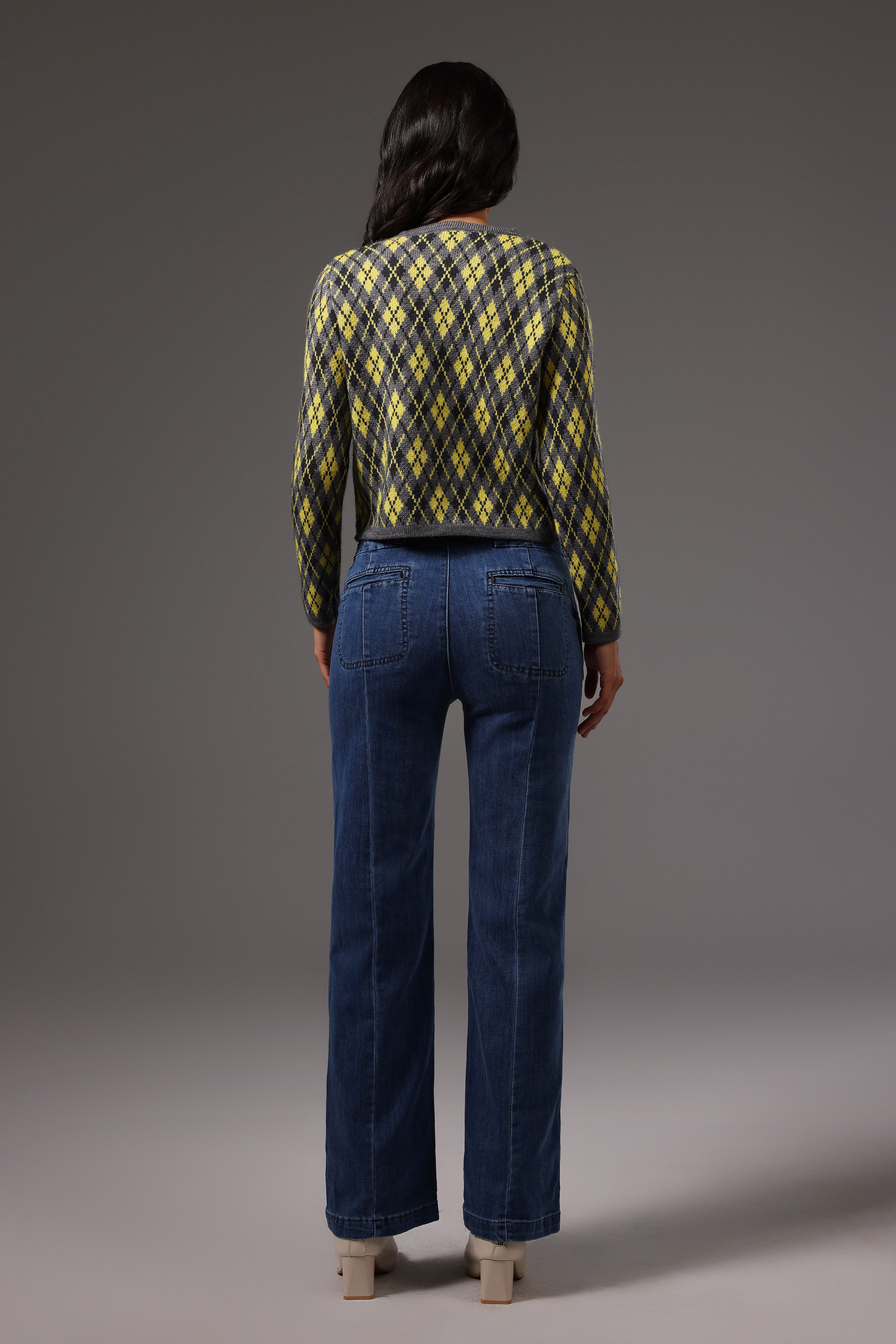 Uiala Round Neck Long Sleeves Sweater