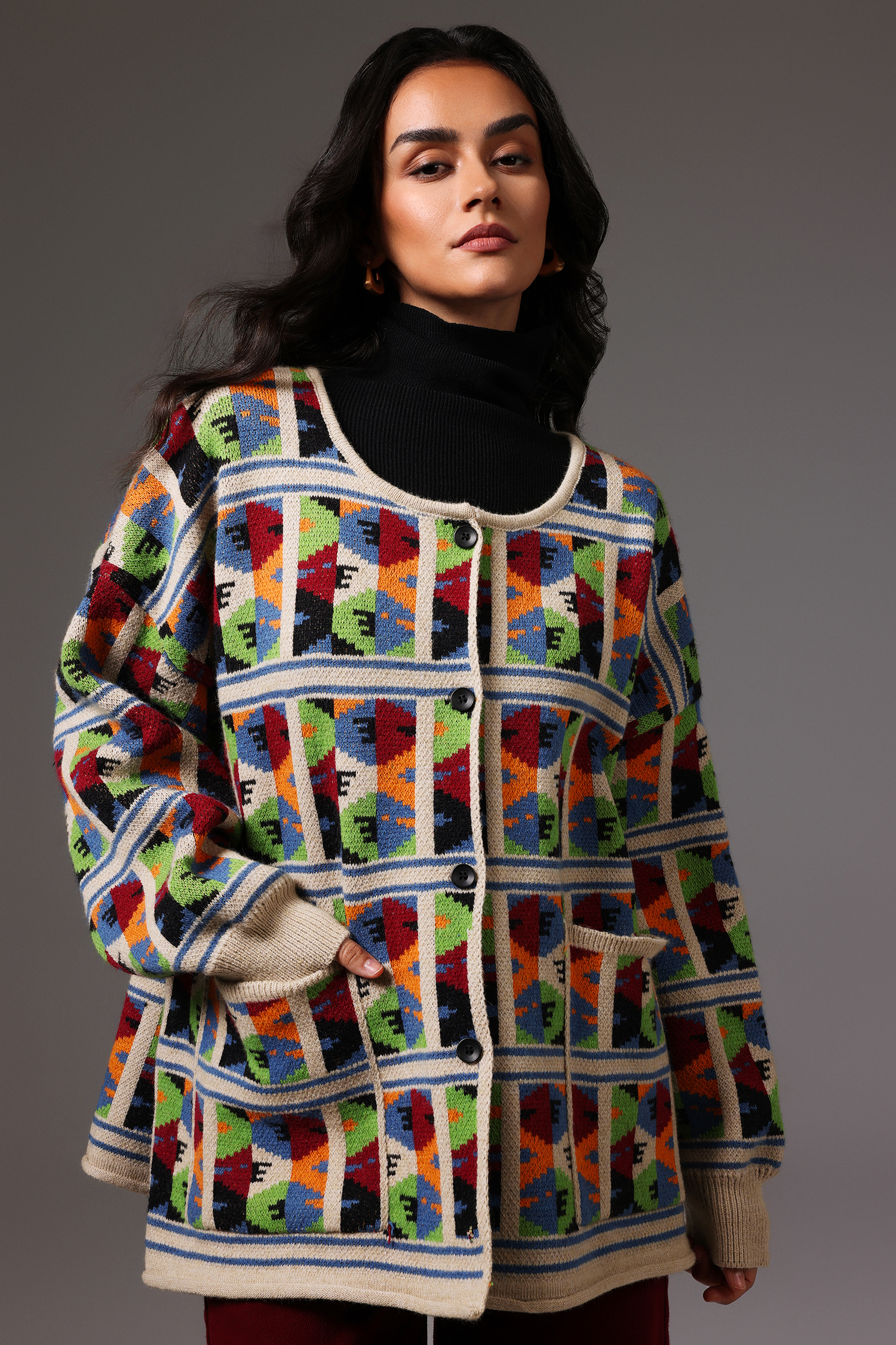 Starsha Round Neck Long Sleeves Sweater Coat