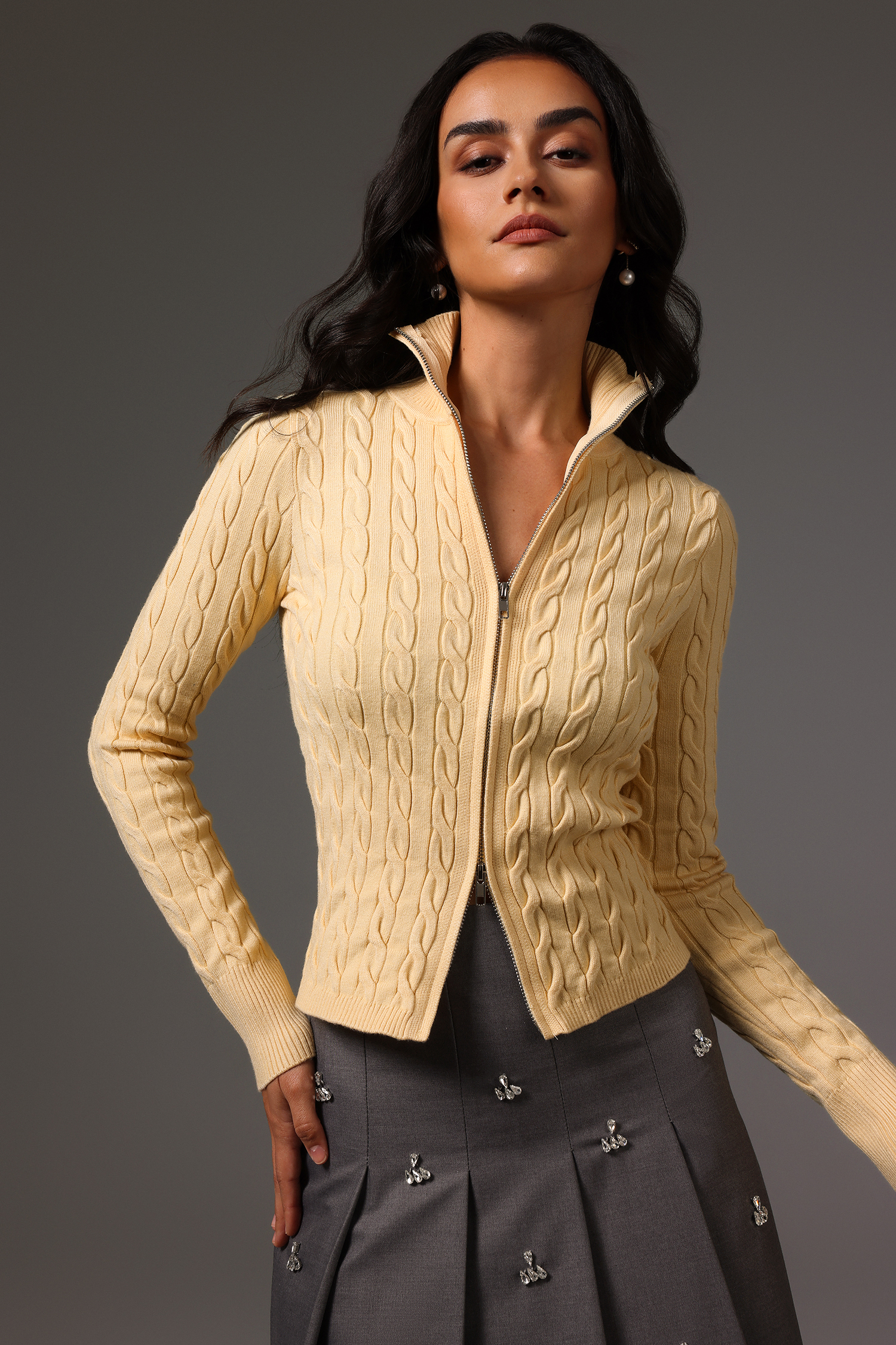 Zerasa Choker  Long Sleeves Sweater