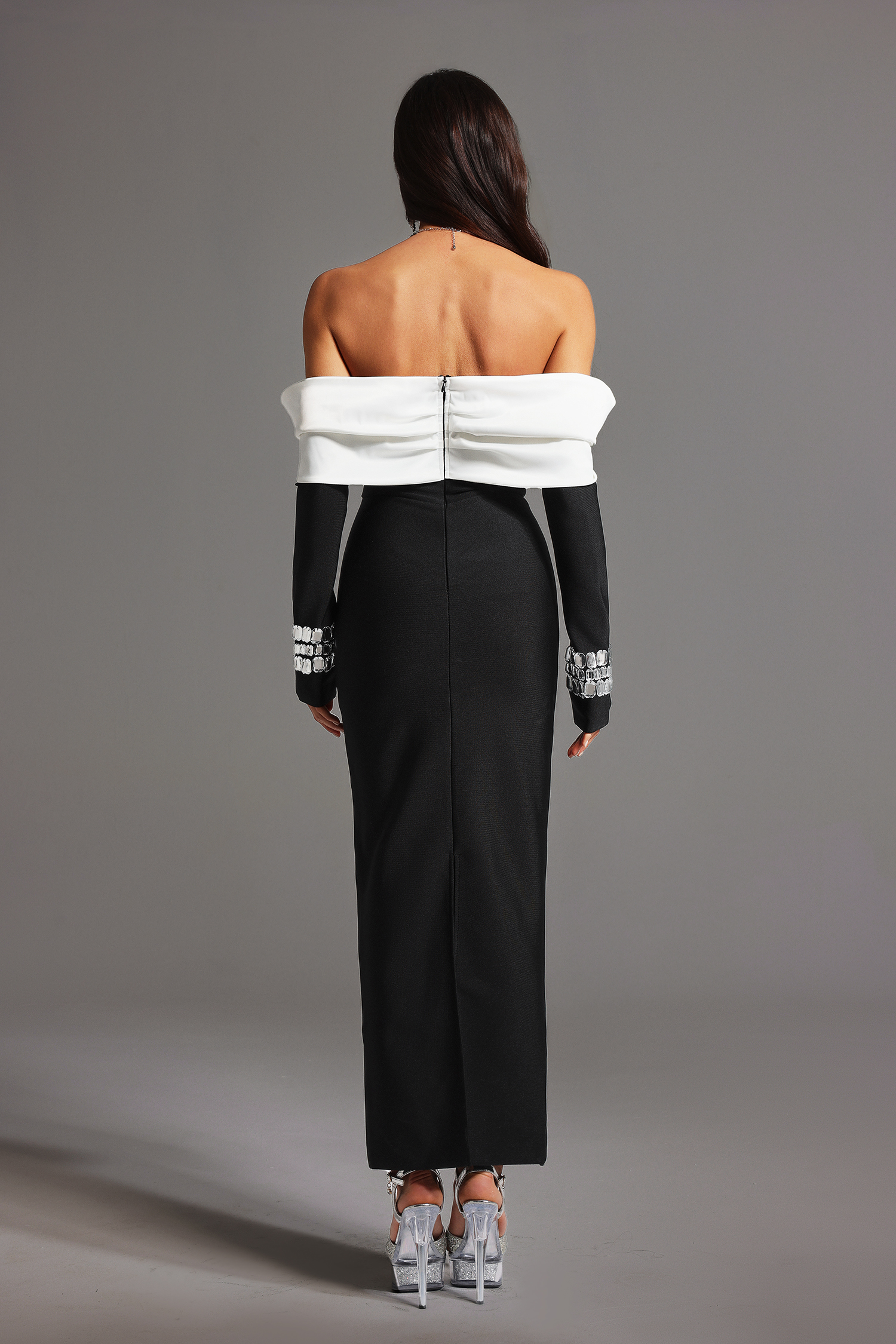 Derlyn Straight Shoulder Long Sleeve Diamond Bandage Maxi Dress