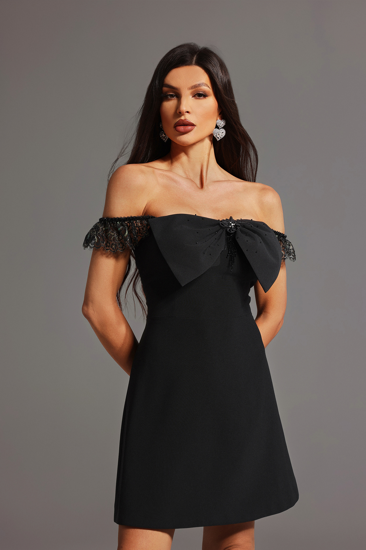 Farera Sleeveless String Of Beads Lace Mini Dress