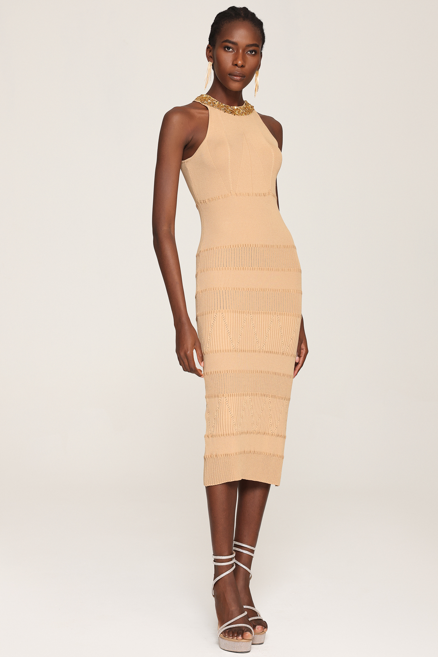 Unica Sleeveless Sequin Round Neck Maxi Dress