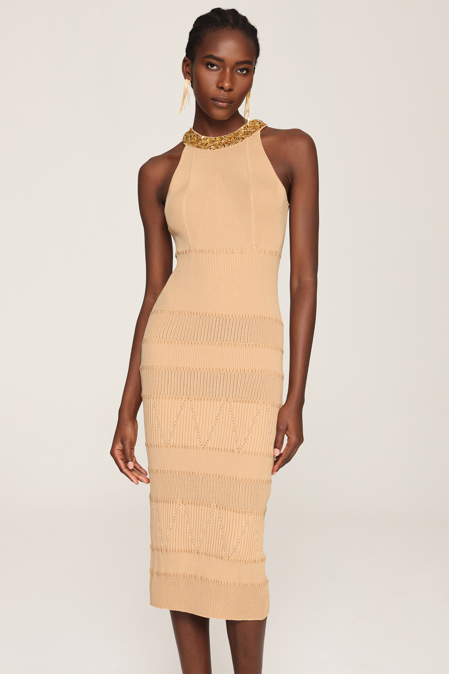 Unica Sleeveless Sequin Round Neck Maxi Dress