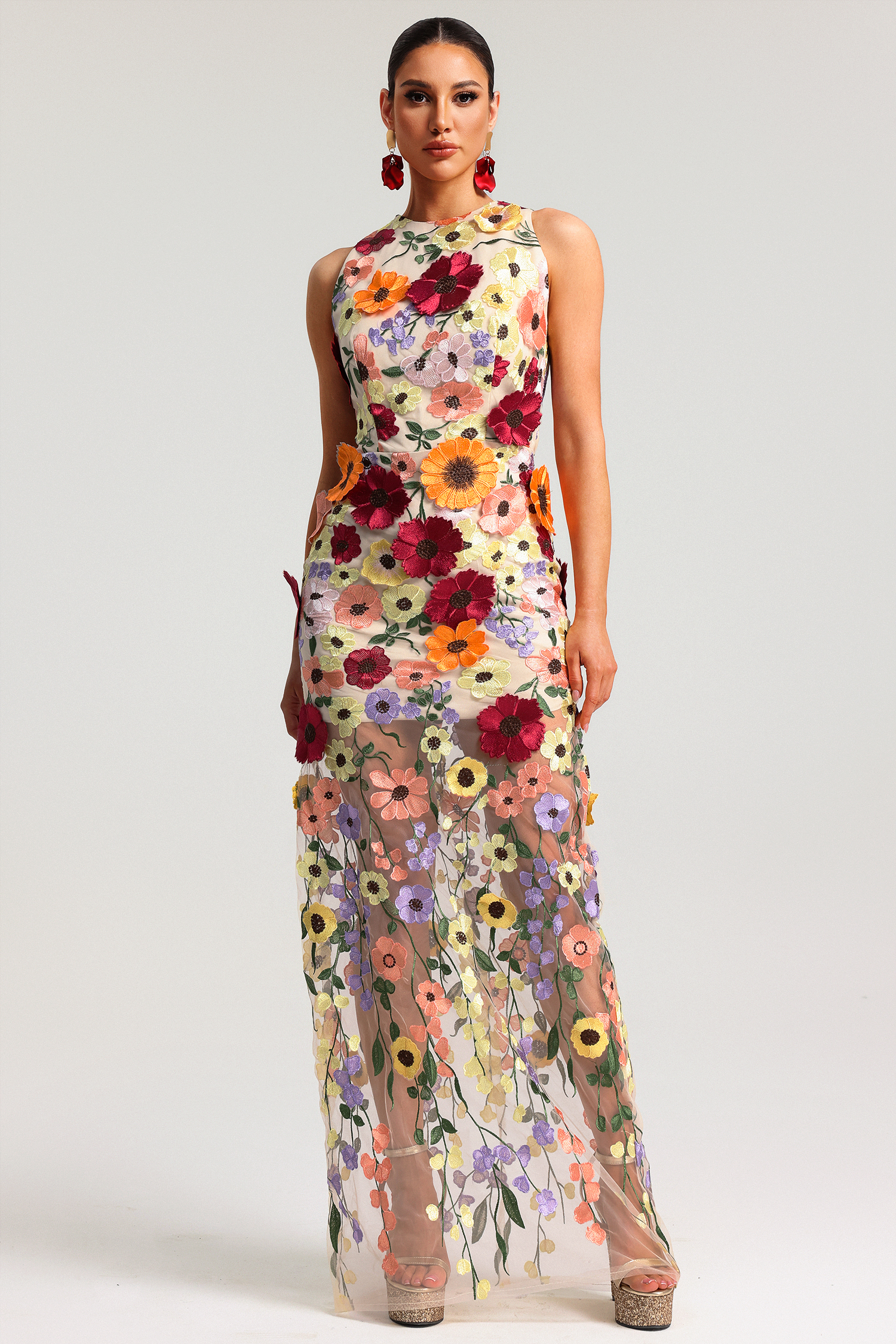 Ulasa Sleeveless Embroidery Flowers Maxi Dress