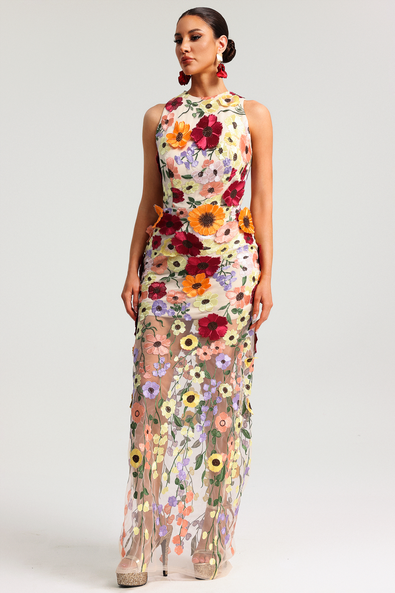 Ulasa Sleeveless Embroidery Flowers Maxi Dress