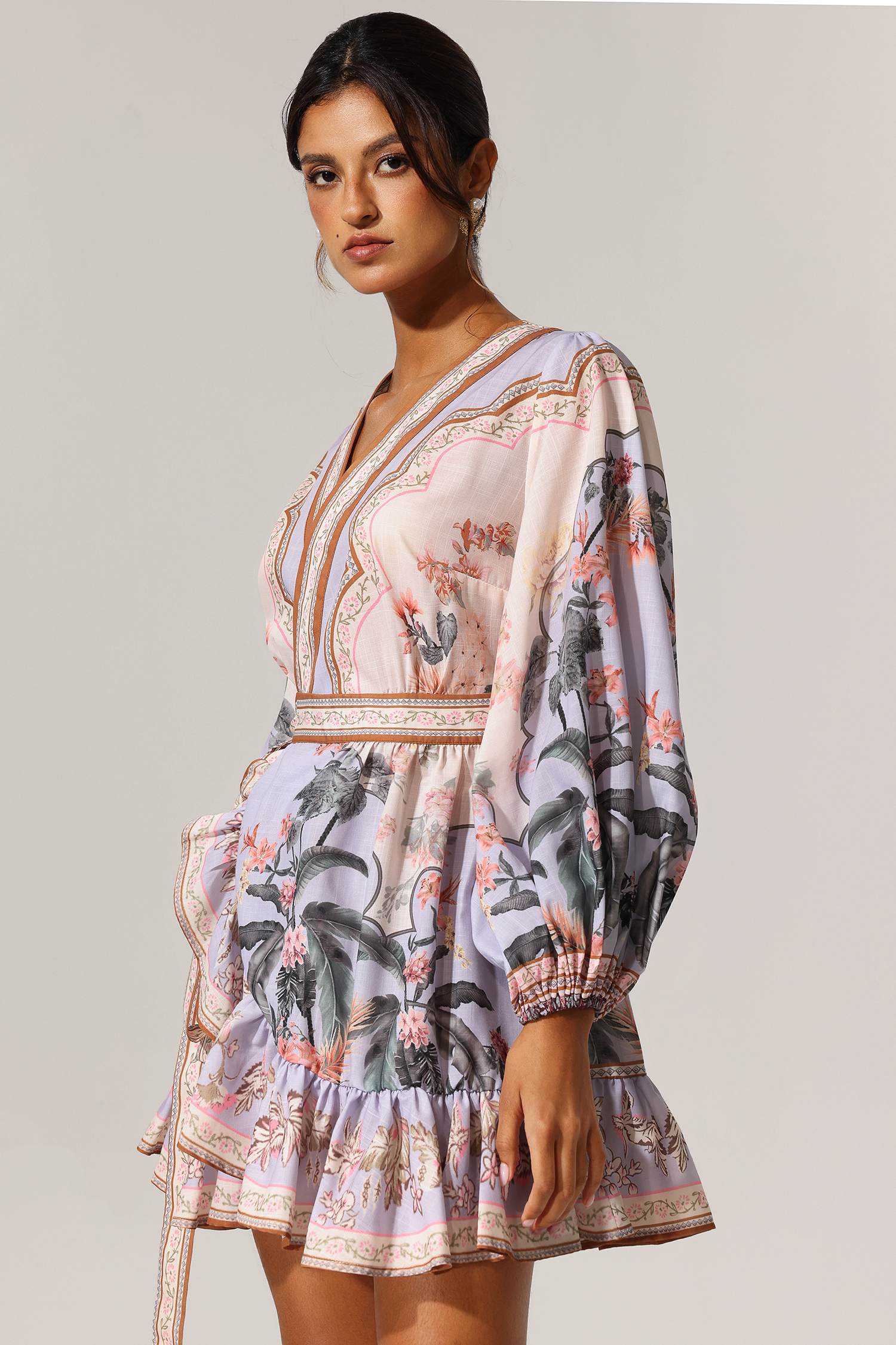 Yannei Long Sleeves Floral Printed Mini Dress