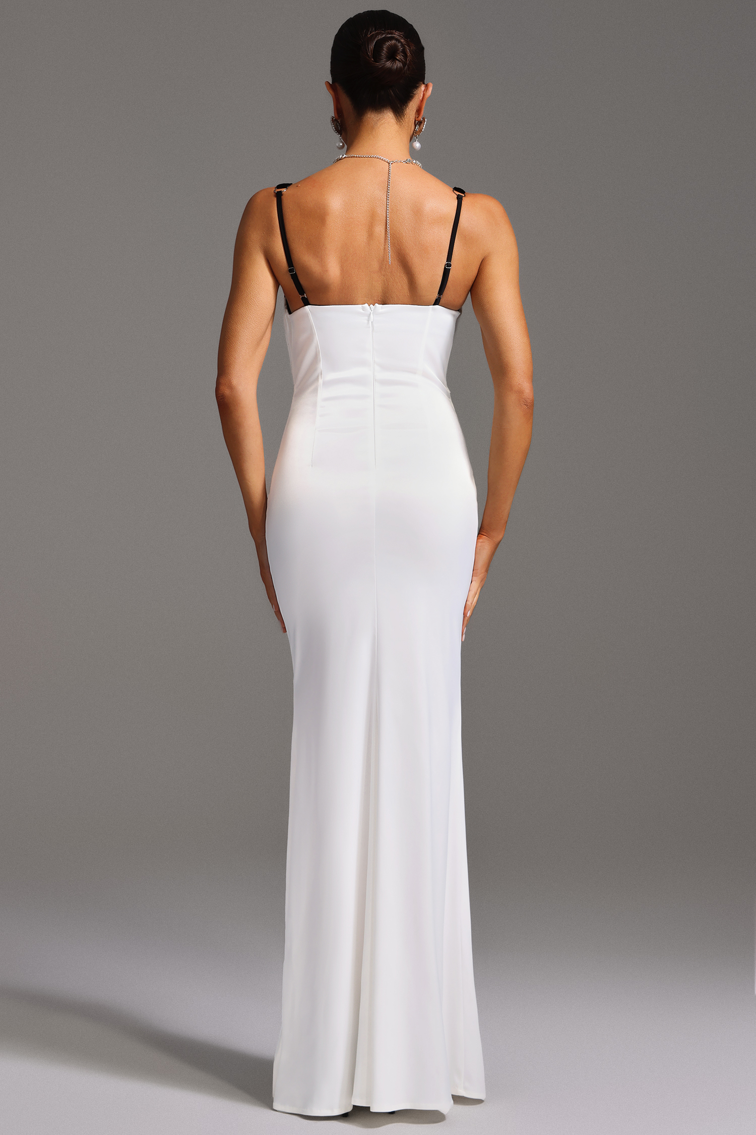 Slare Sleeveless V-Neck Hollow Out Maxi Dress