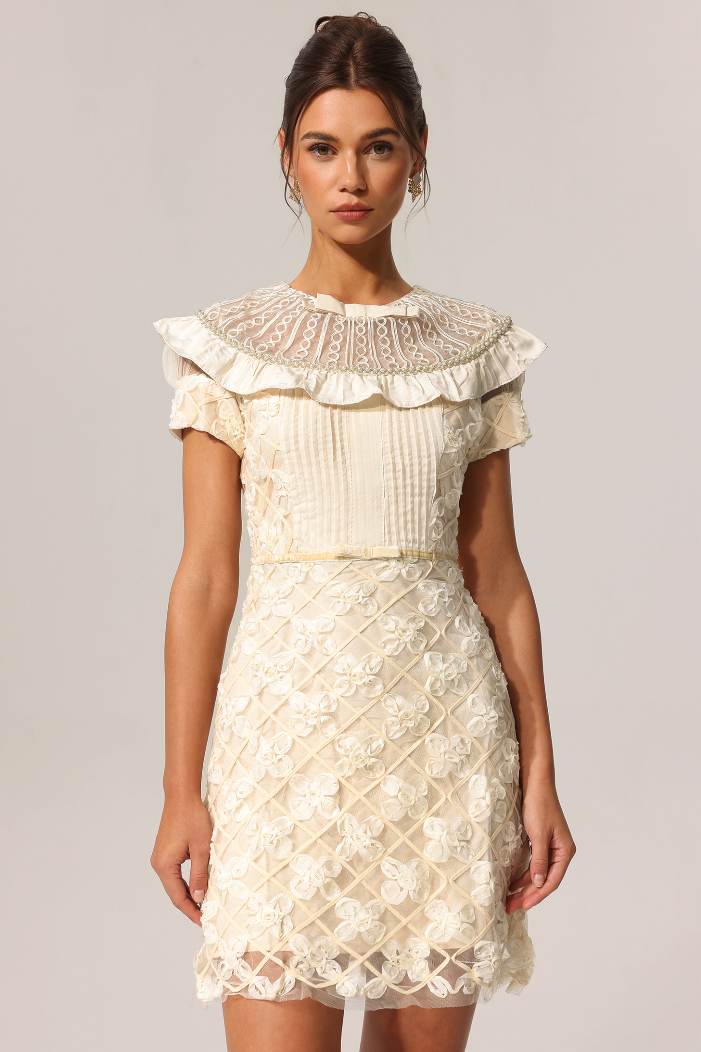 Eanna Short Sleeves Folds Lace Mini Dress