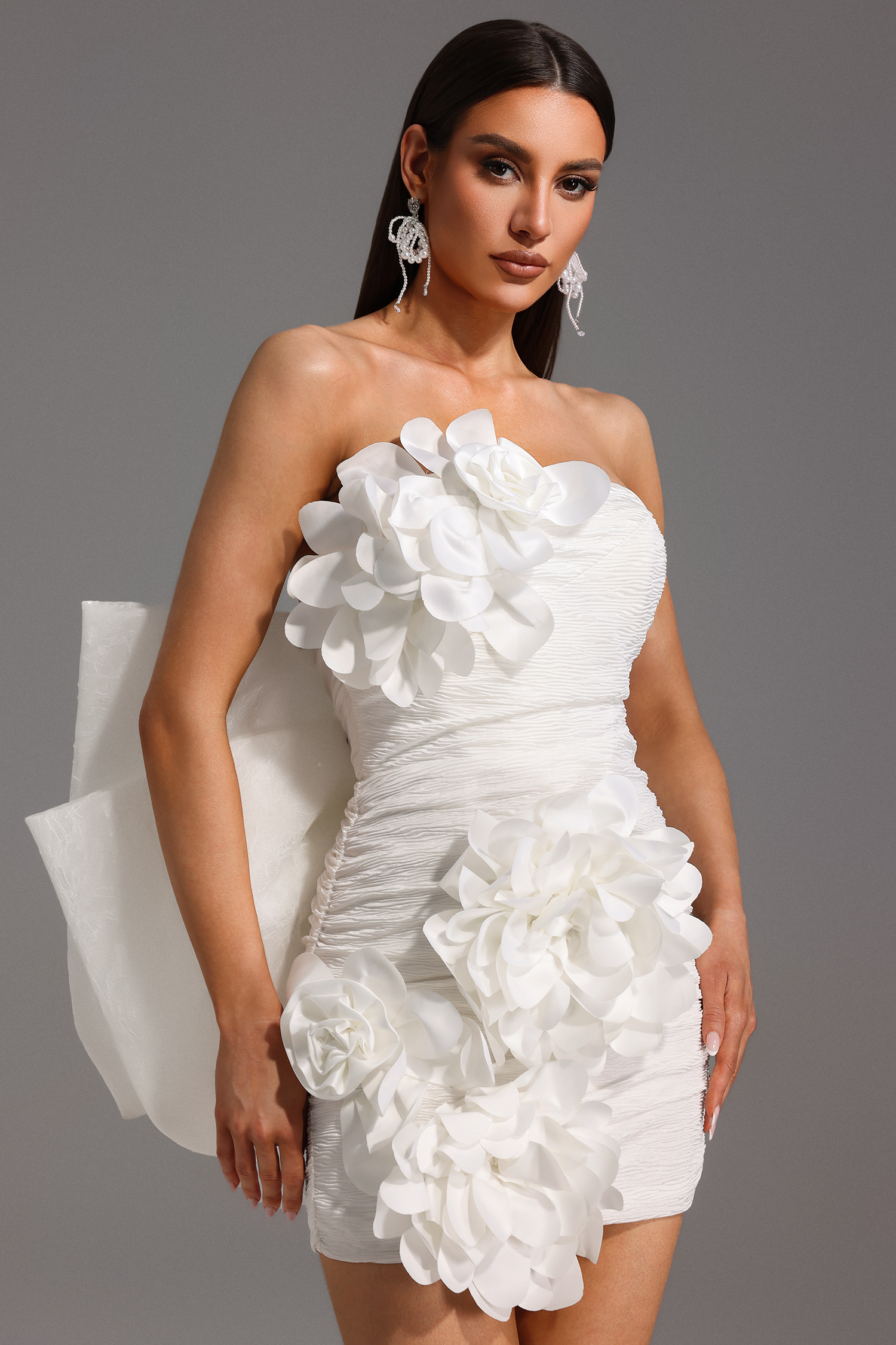 Vida Sleeveless Flowers Bow Mini Dress