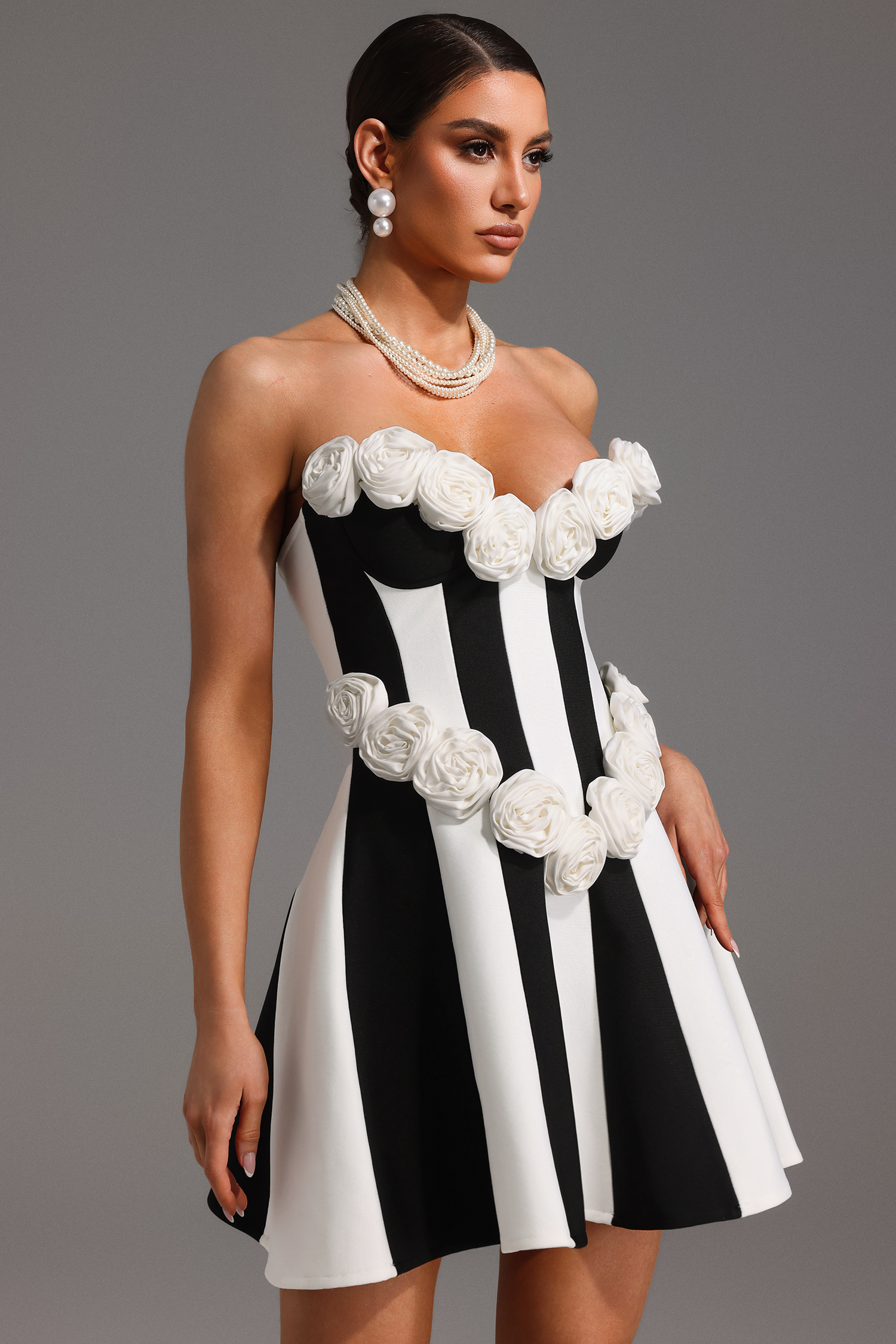 Hella Sleeveless Flowers Lacing Bandage Mini Dress