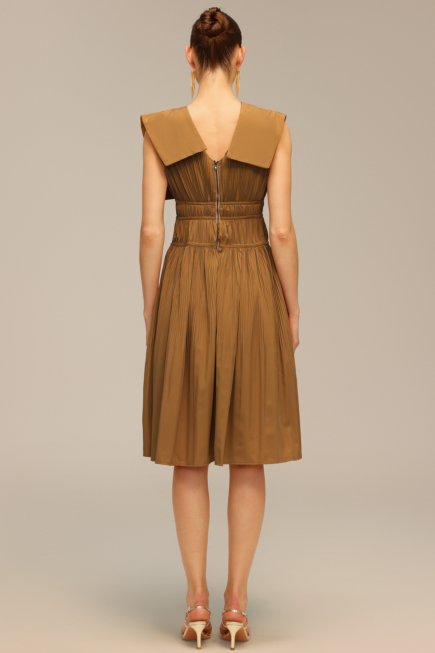 Tiza V-Neck Sleeveless Midi Dress