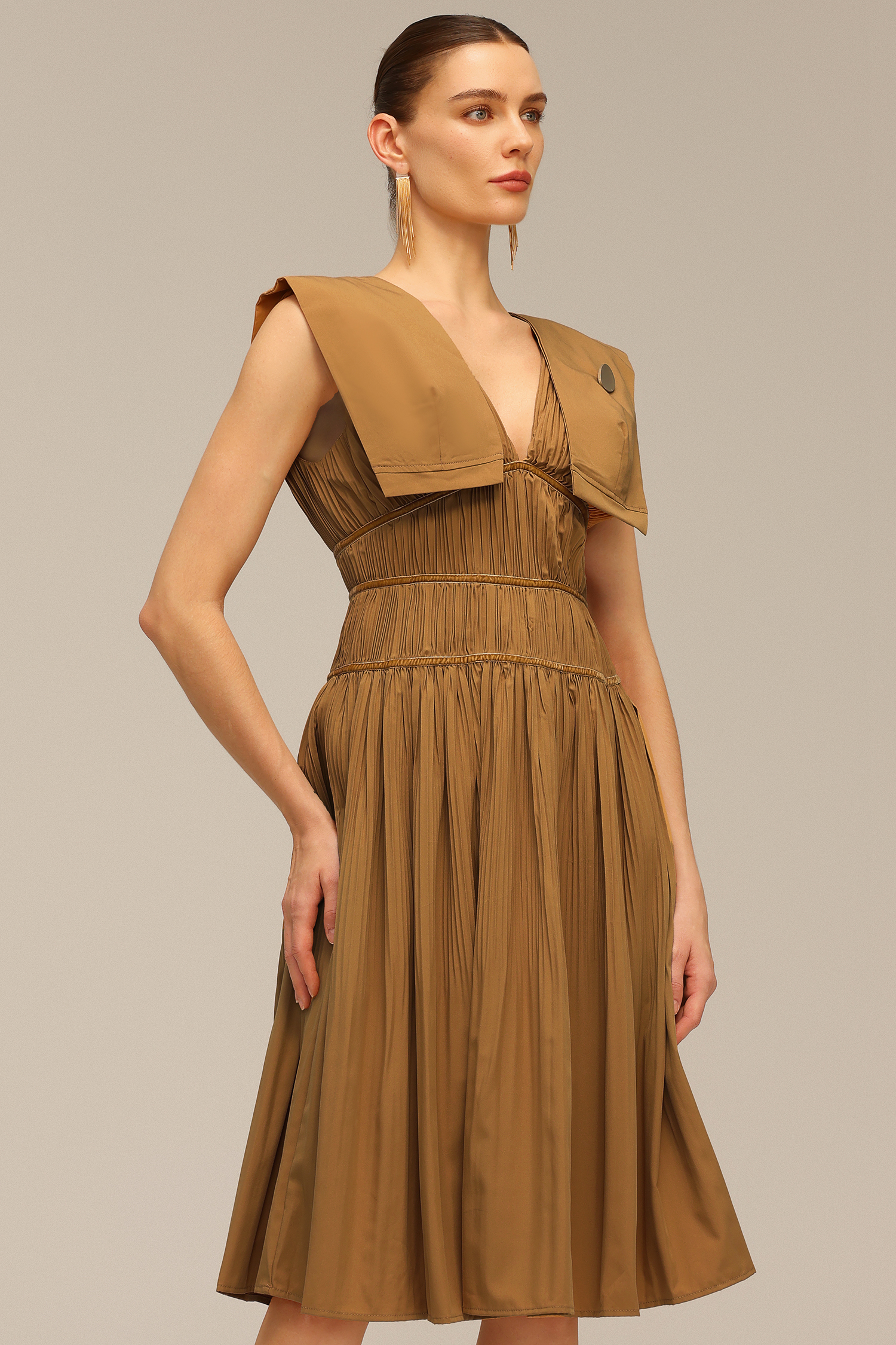 Tiza V-Neck Sleeveless Midi Dress