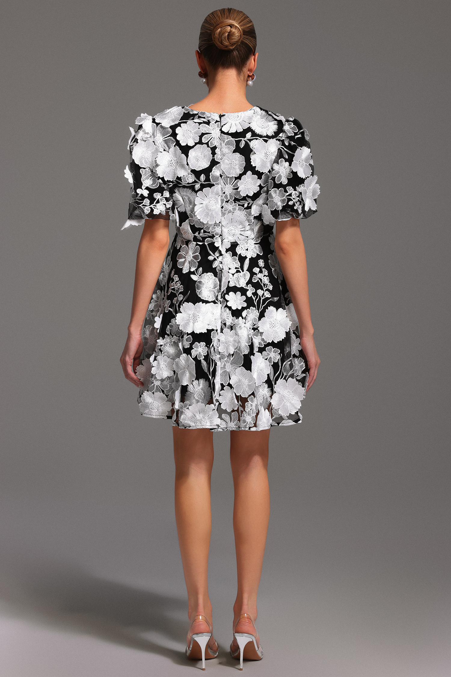 Laly Short Sleeve V-Neck Flowers Mini Dress