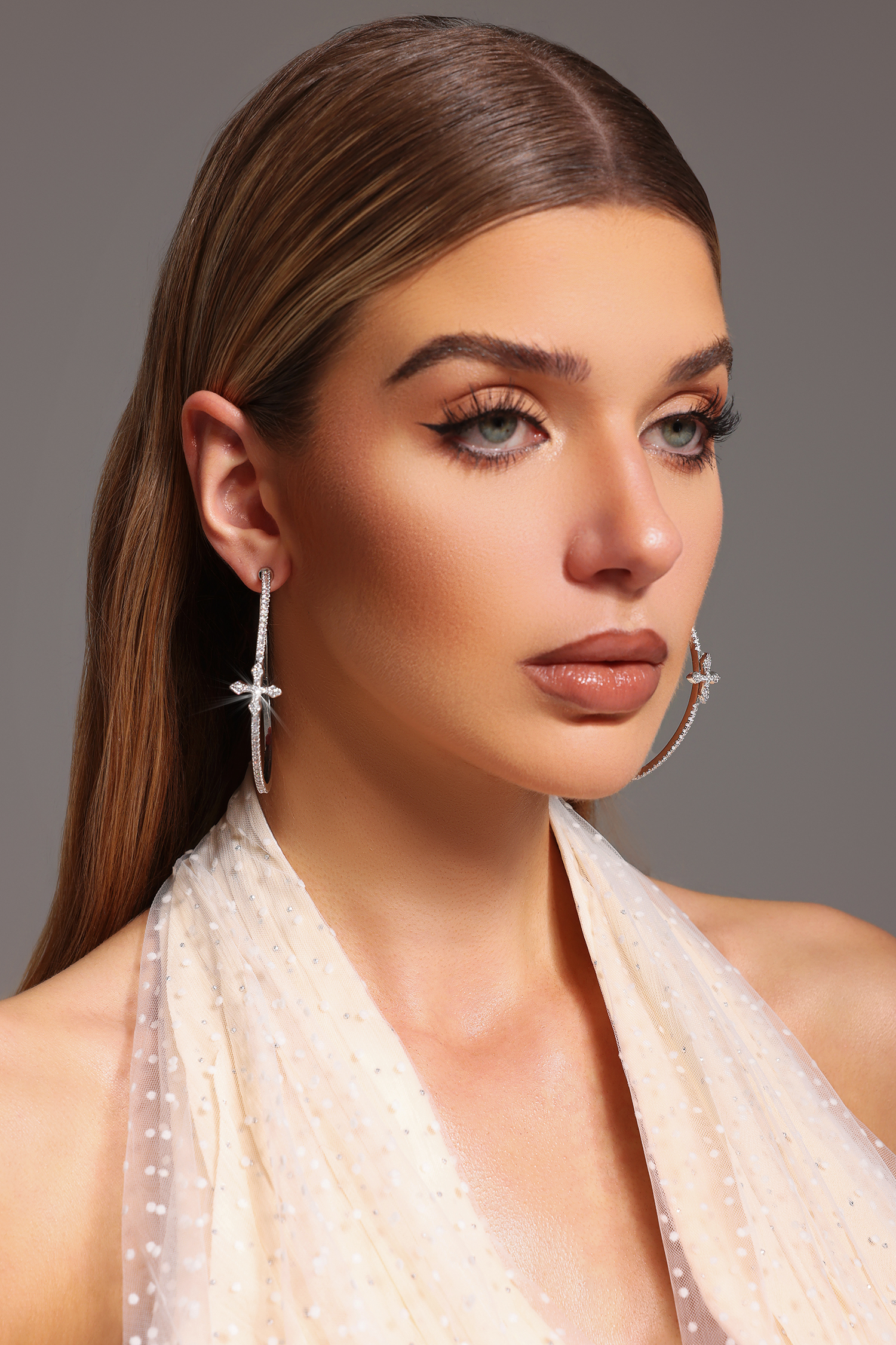 Sweet Diamond Circle Earrings