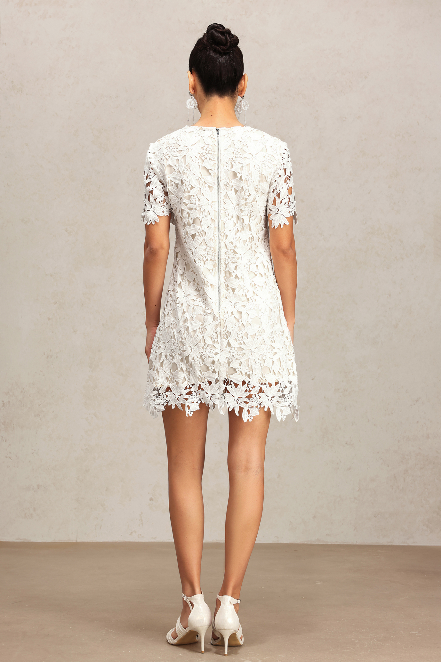 Yahir Flowers Short Sleeve Lace Mini Dress