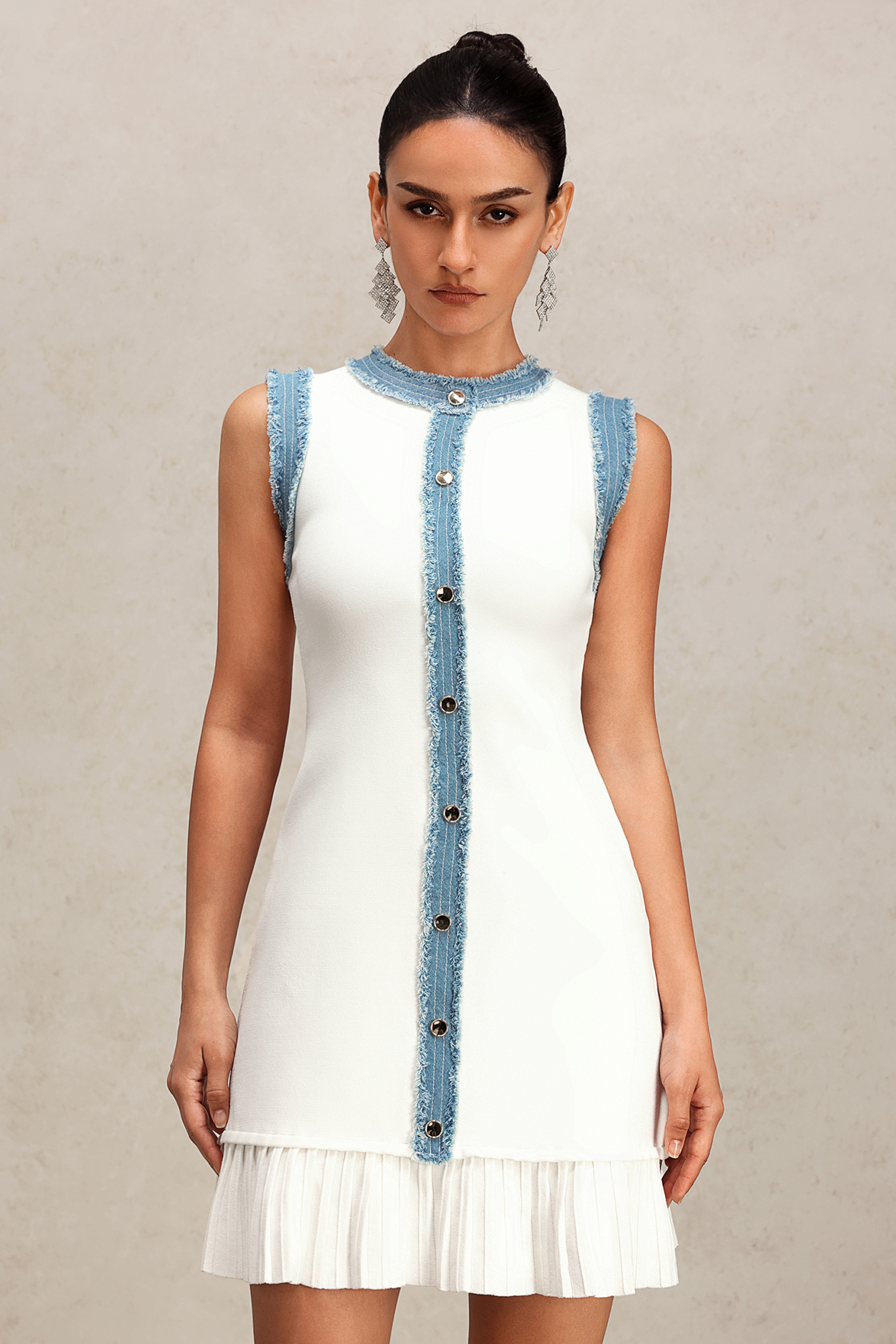 Ikara Sleeveless Round Neck Mini Dress