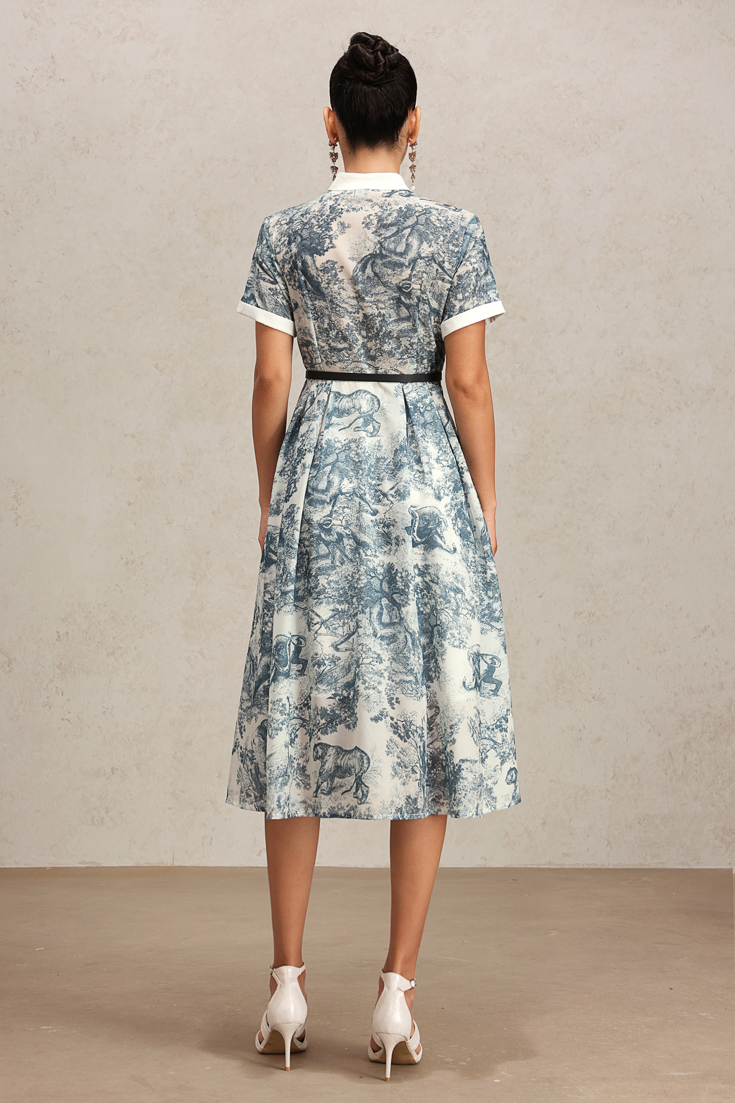 Kisa Short Sleeve Floral Printed Midi Dress