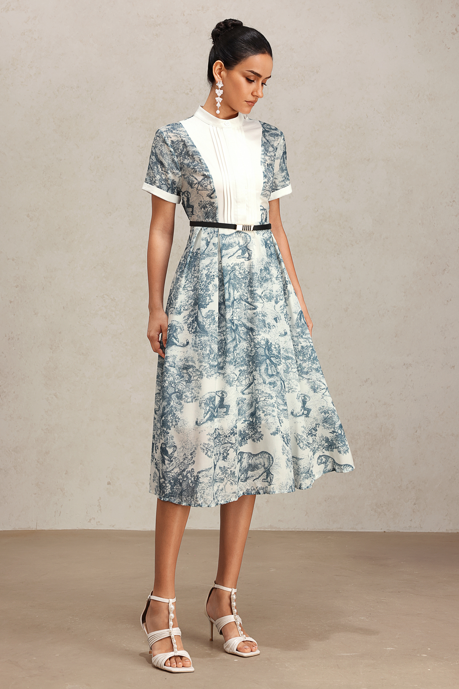 Kisa Short Sleeve Floral Printed Midi Dress