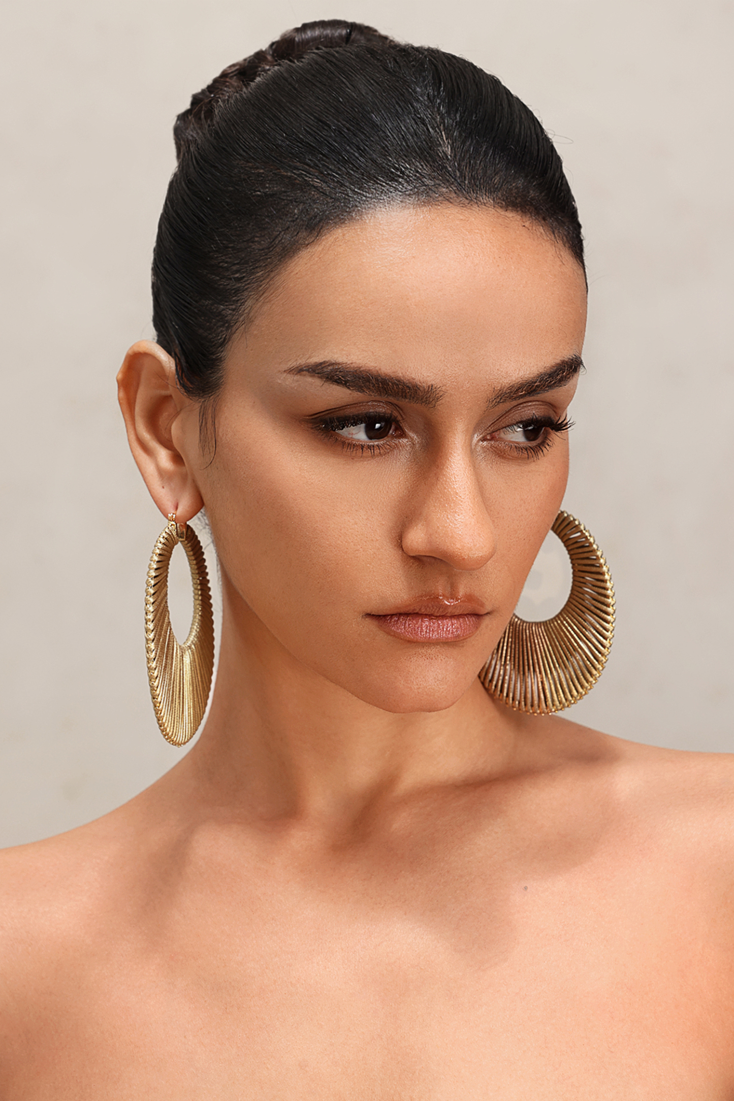 Keve Circle Knit Earrings