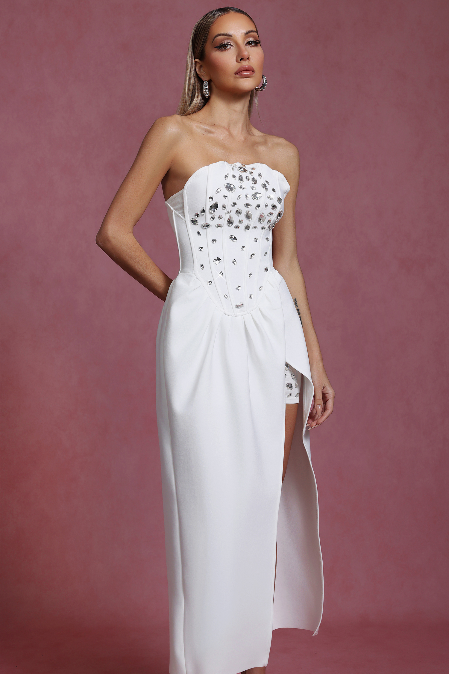 Enid Sleeveless Diamond Slit Bandage Maxi Dress