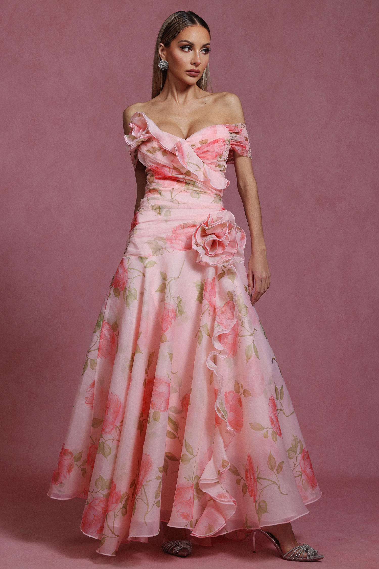 Jussi Sleeveless Flowers Flounce Maxi Dress