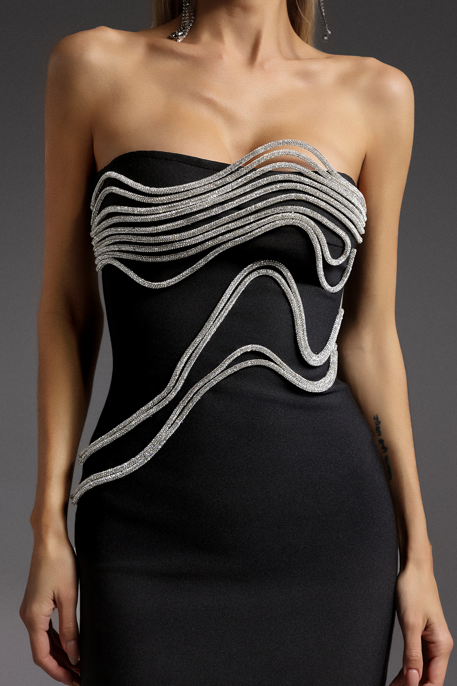 Oga Seeveless Diamond Bandage Maxi Dress