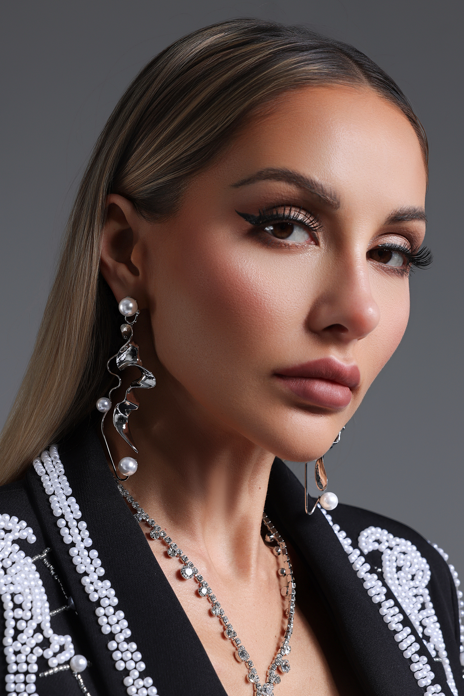 Sling Irregularity Metal Pearl Earrings