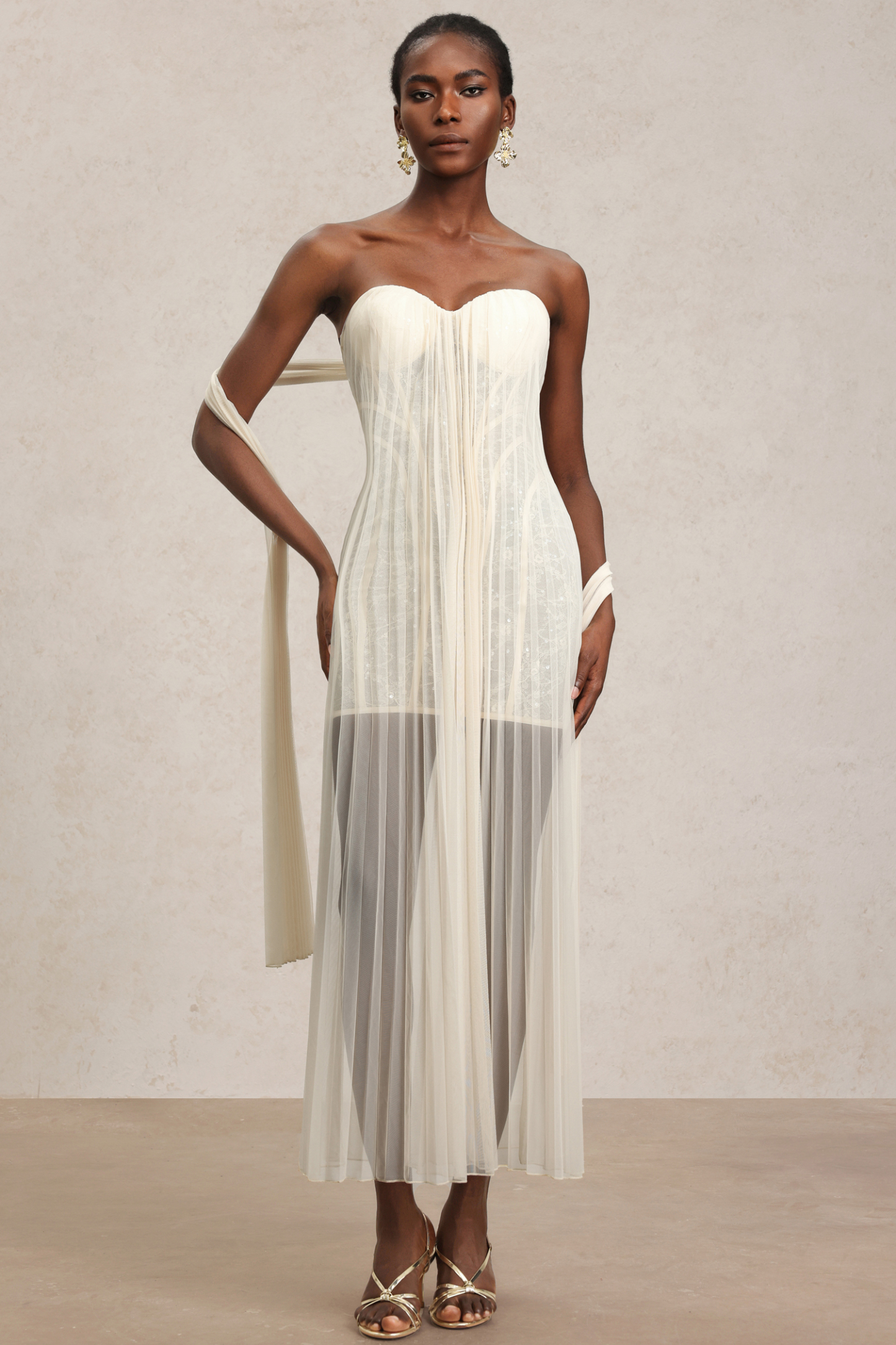 Maka Sleeveless Lace Sequin Maxi Dress