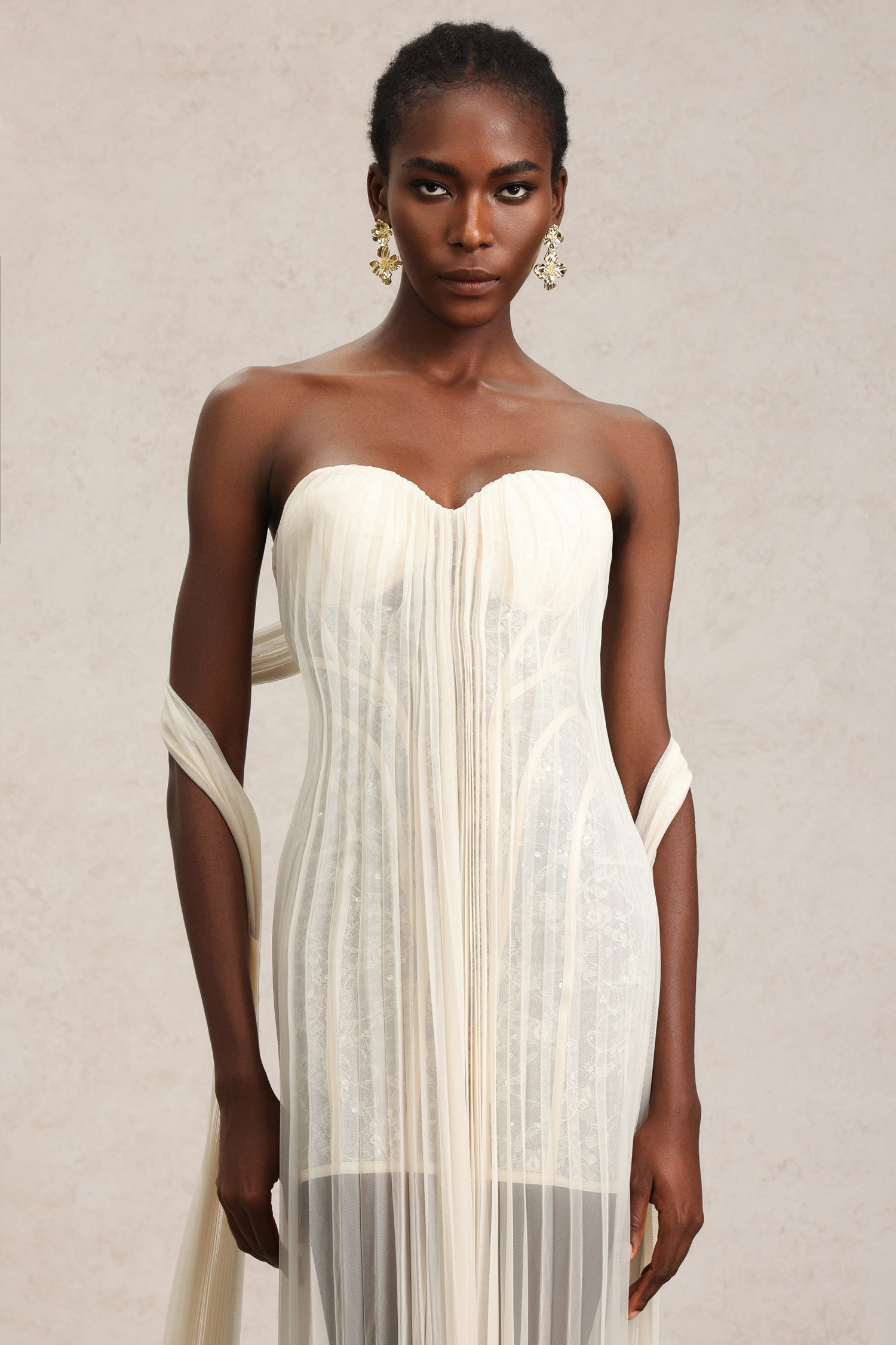 Maka Sleeveless Lace Sequin Maxi Dress