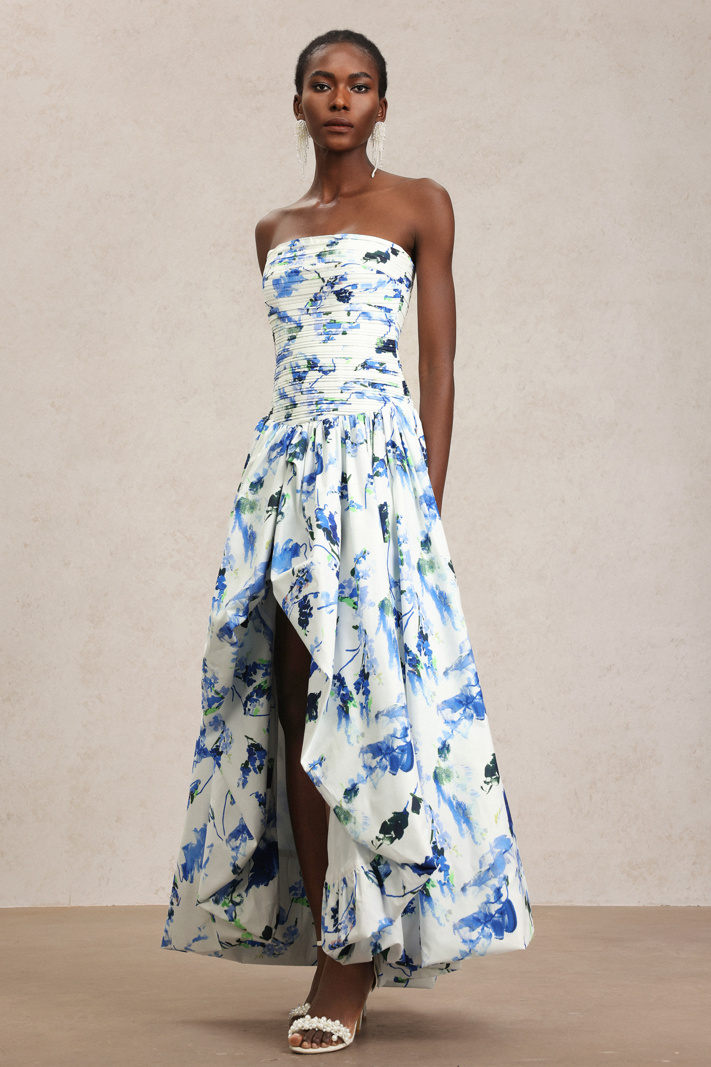Naomi Sleeveless Floral Printed Folds Maxi Dress