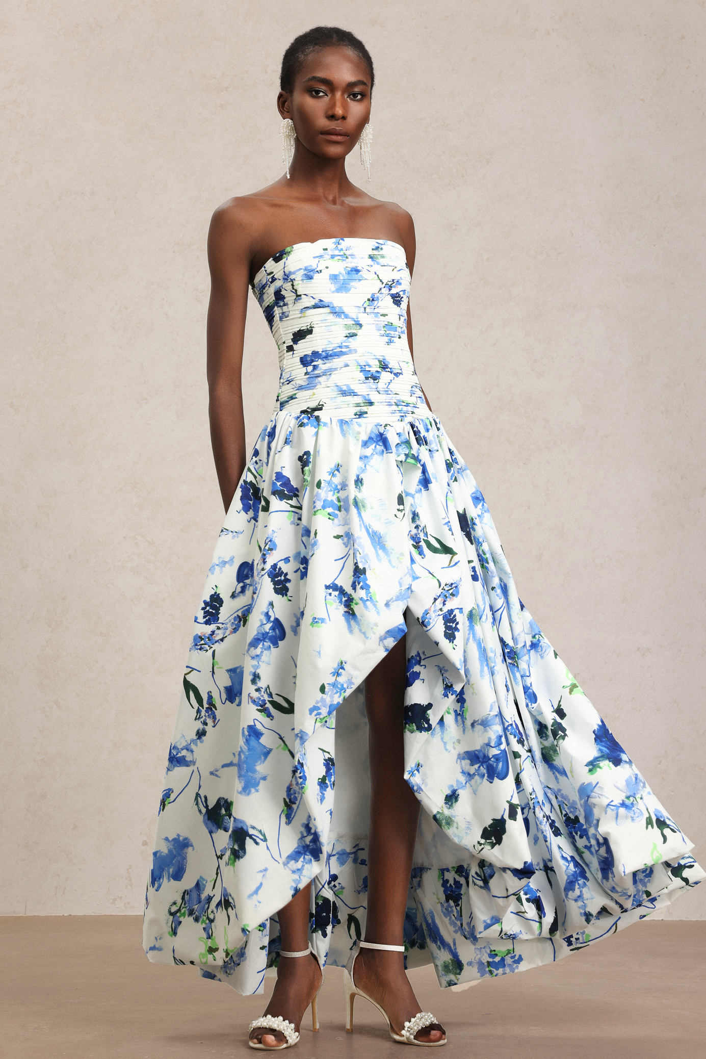 Naomi Sleeveless Floral Printed Folds Maxi Dress