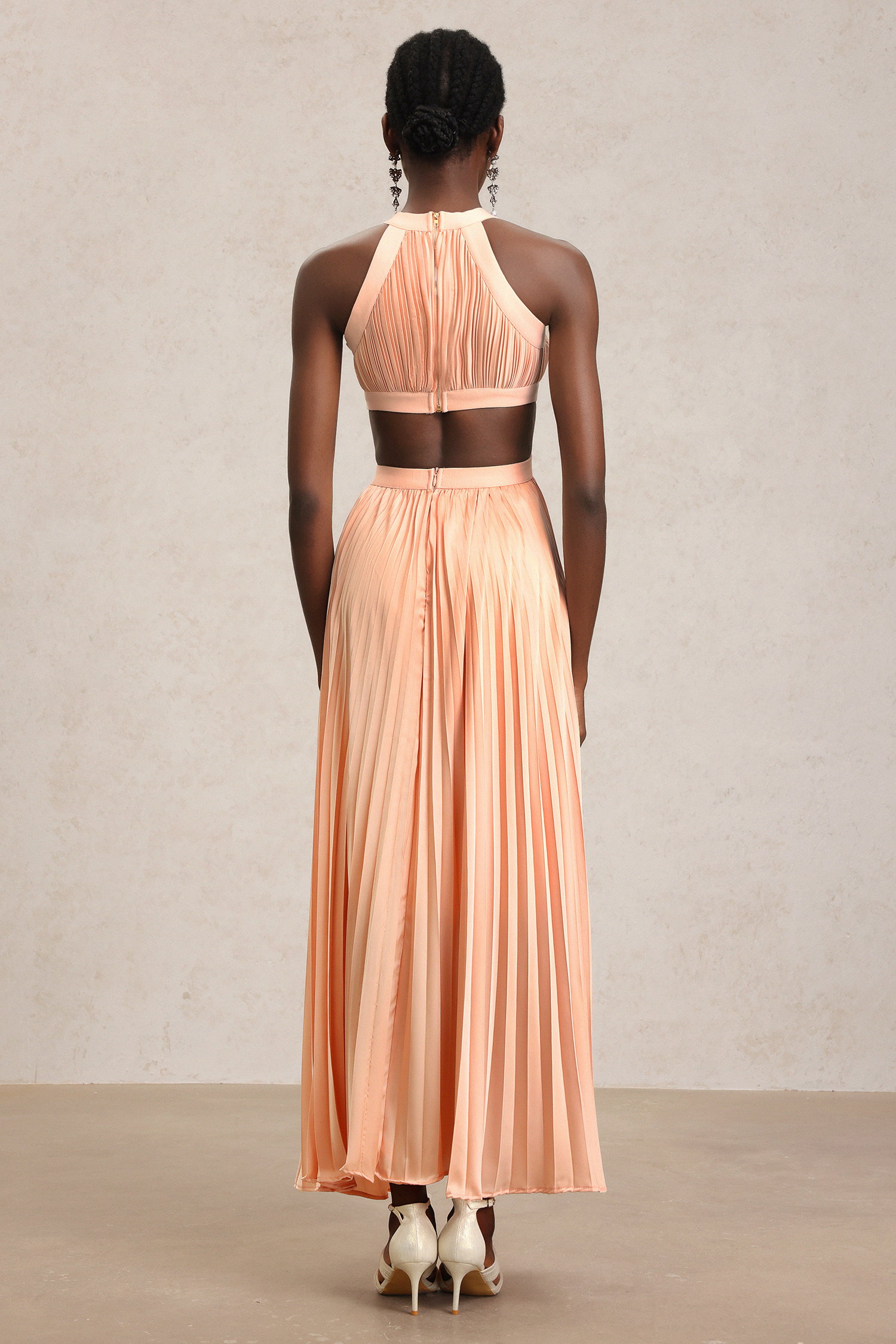 Valor Sleeveless Hollow Out Folds Maxi Dress