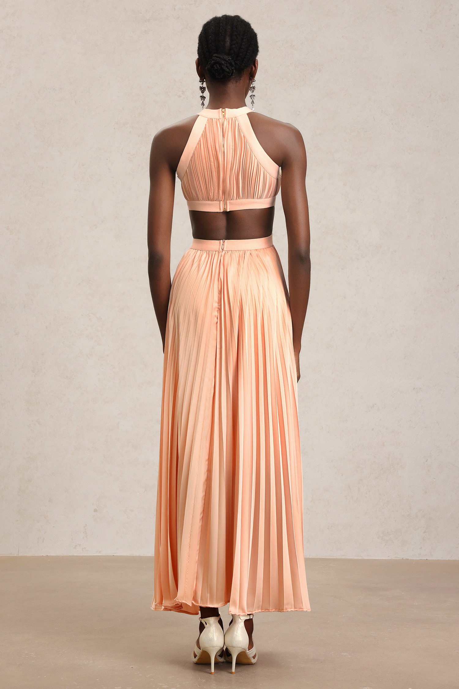 Valor Sleeveless Hollow Out Folds Maxi Dress