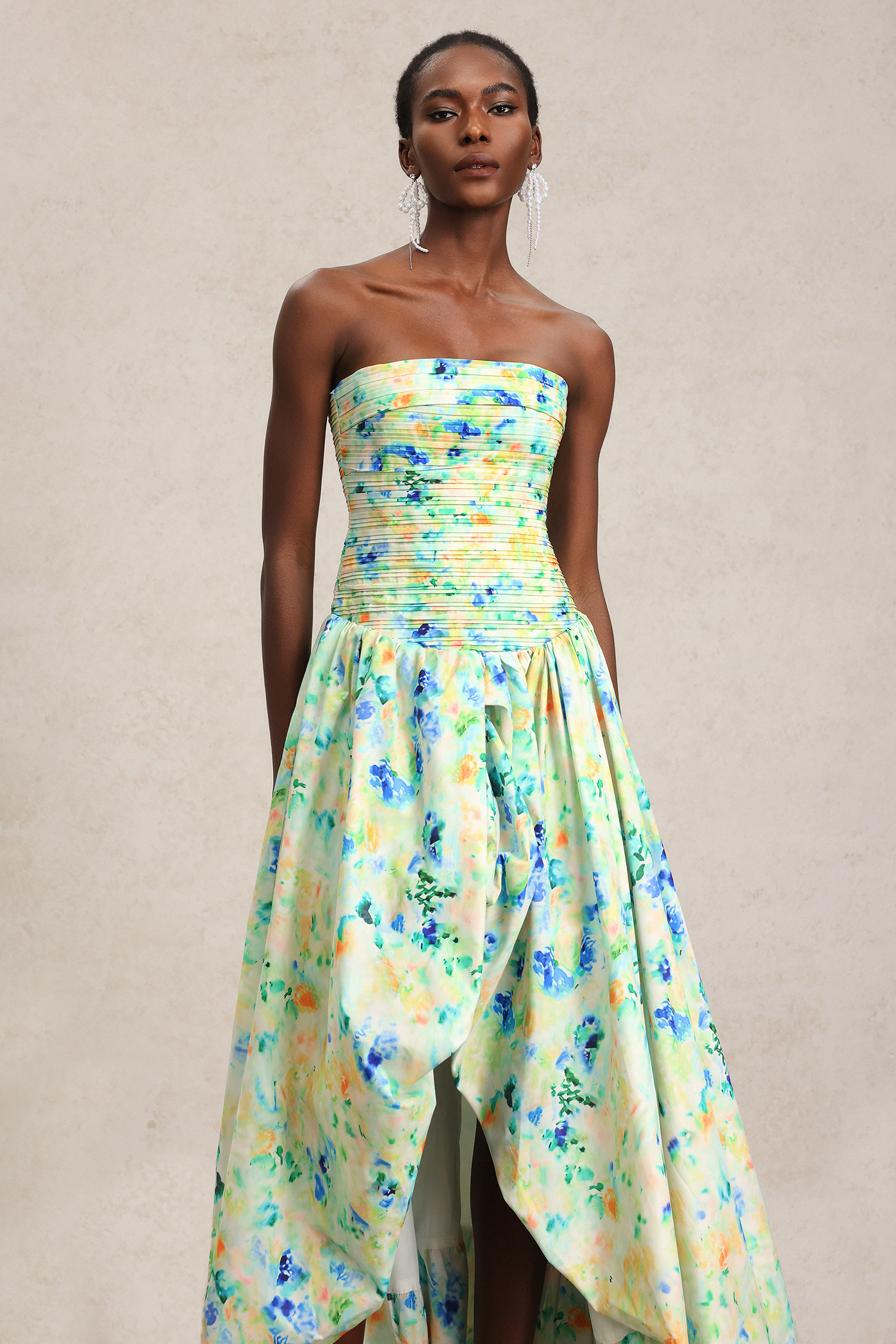 Liliana Sleeveless Floral Printed Folds Maxi Dress