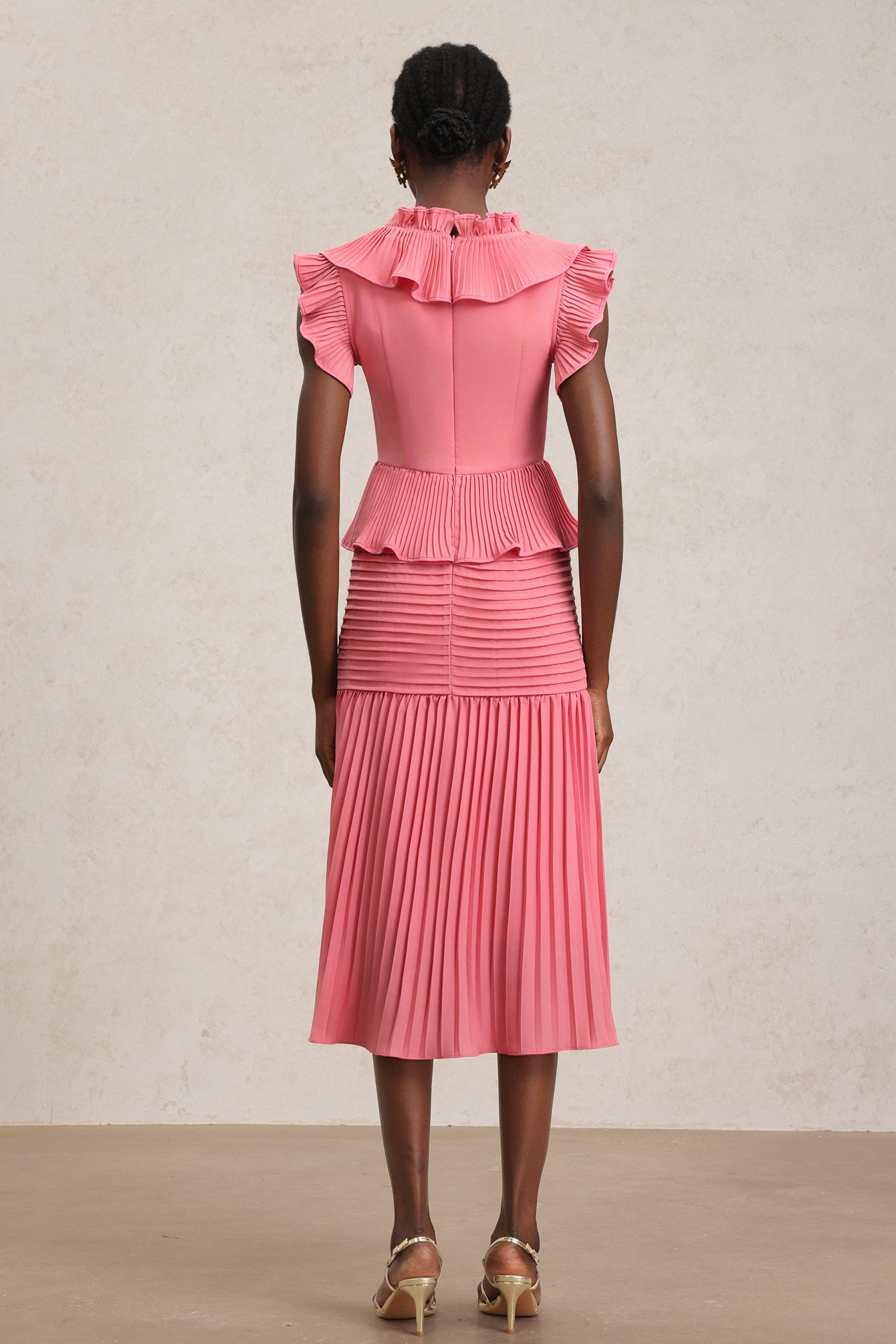 Rereny V-Neck Sleeveless Accordion Fold Midi Dress