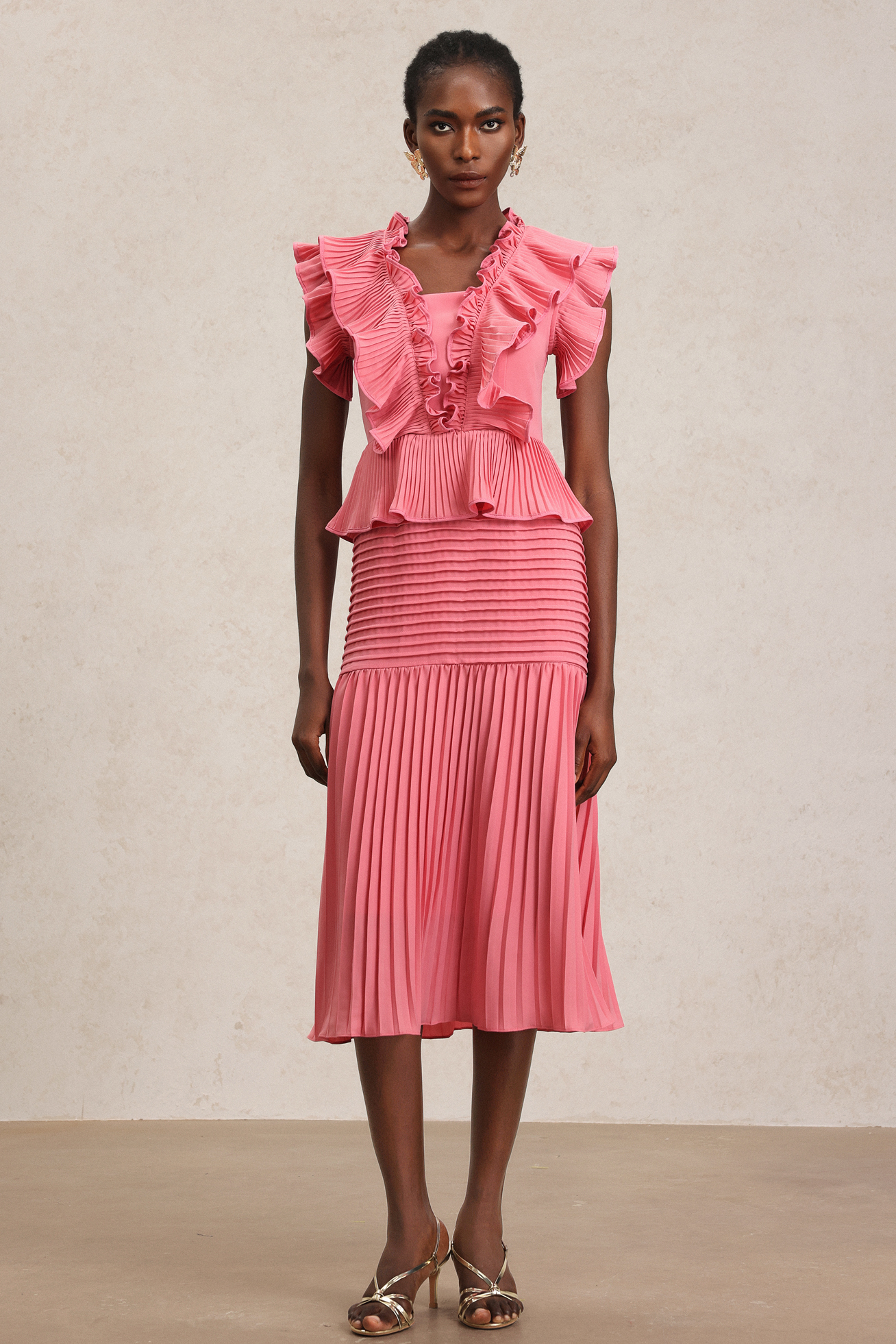 Rereny V-Neck Sleeveless Accordion Fold Midi Dress