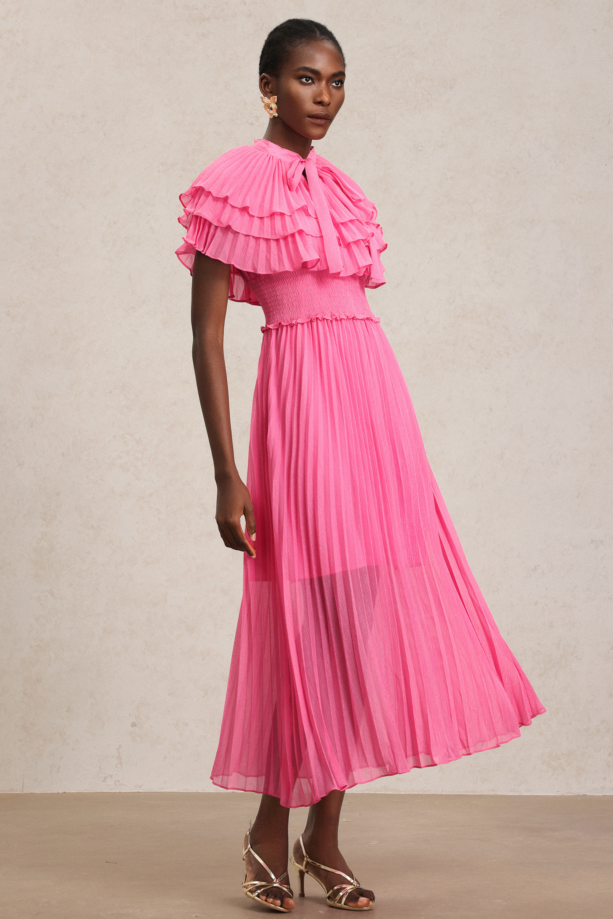 Erryn Sleeveless Folds Midi Dress
