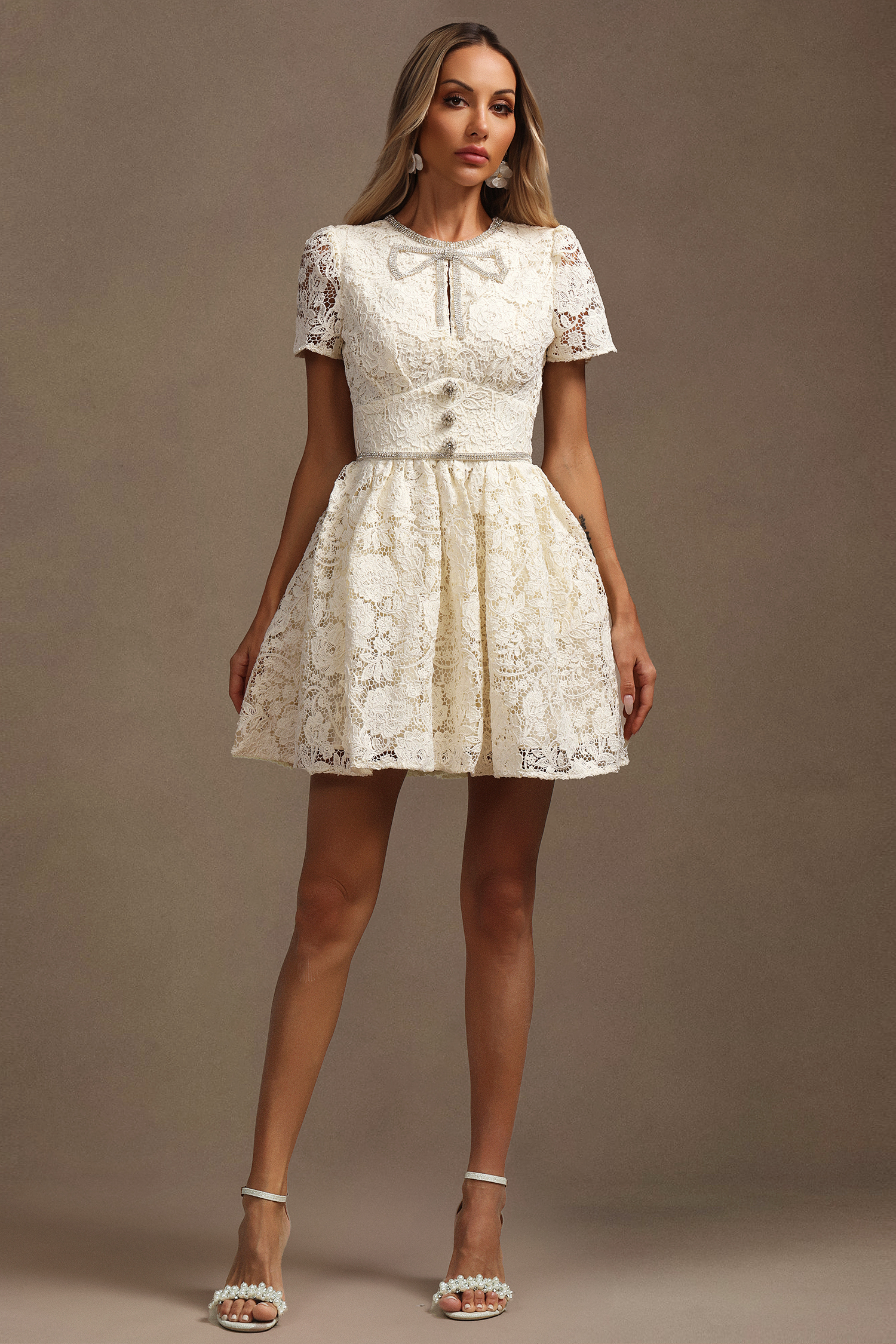 Sukia Short Sleeves Diamond Bowknot Lace Mini Dress