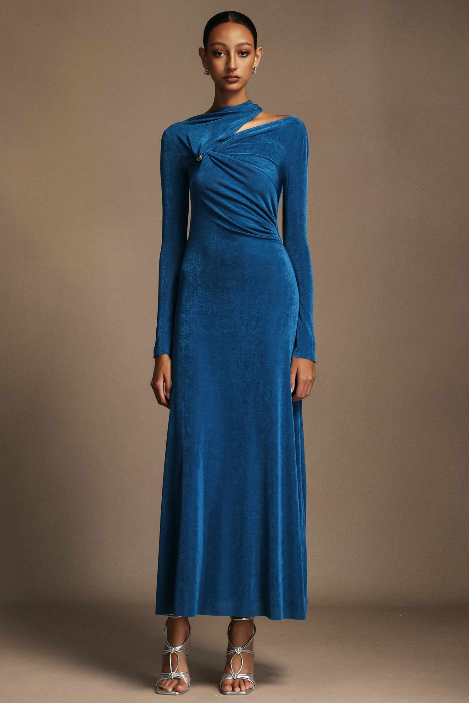 Lunia Long Sleeves Folds Maxi Dress
