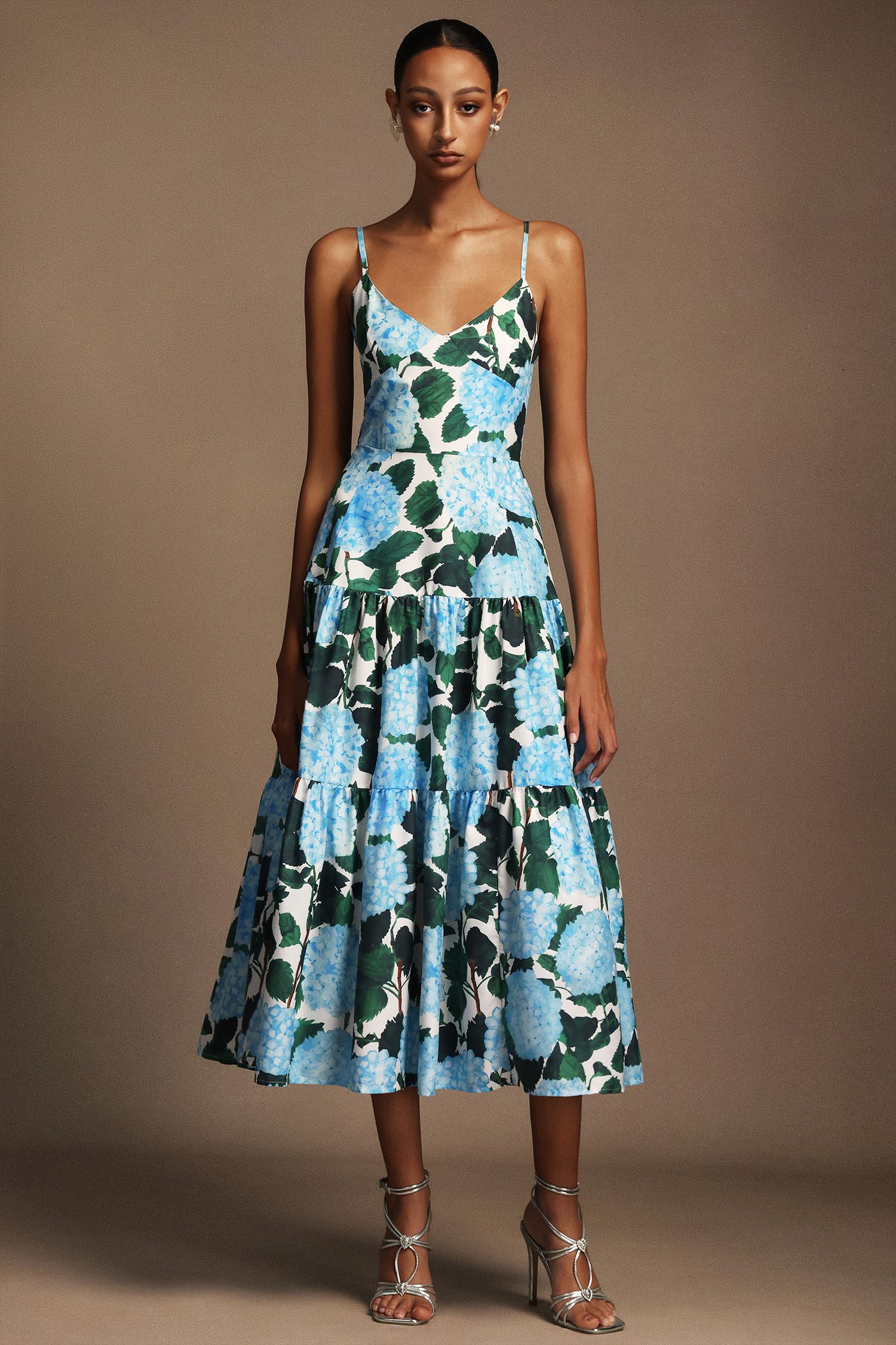 Ive Halter V-Neck Floral Printed Midi Dress
