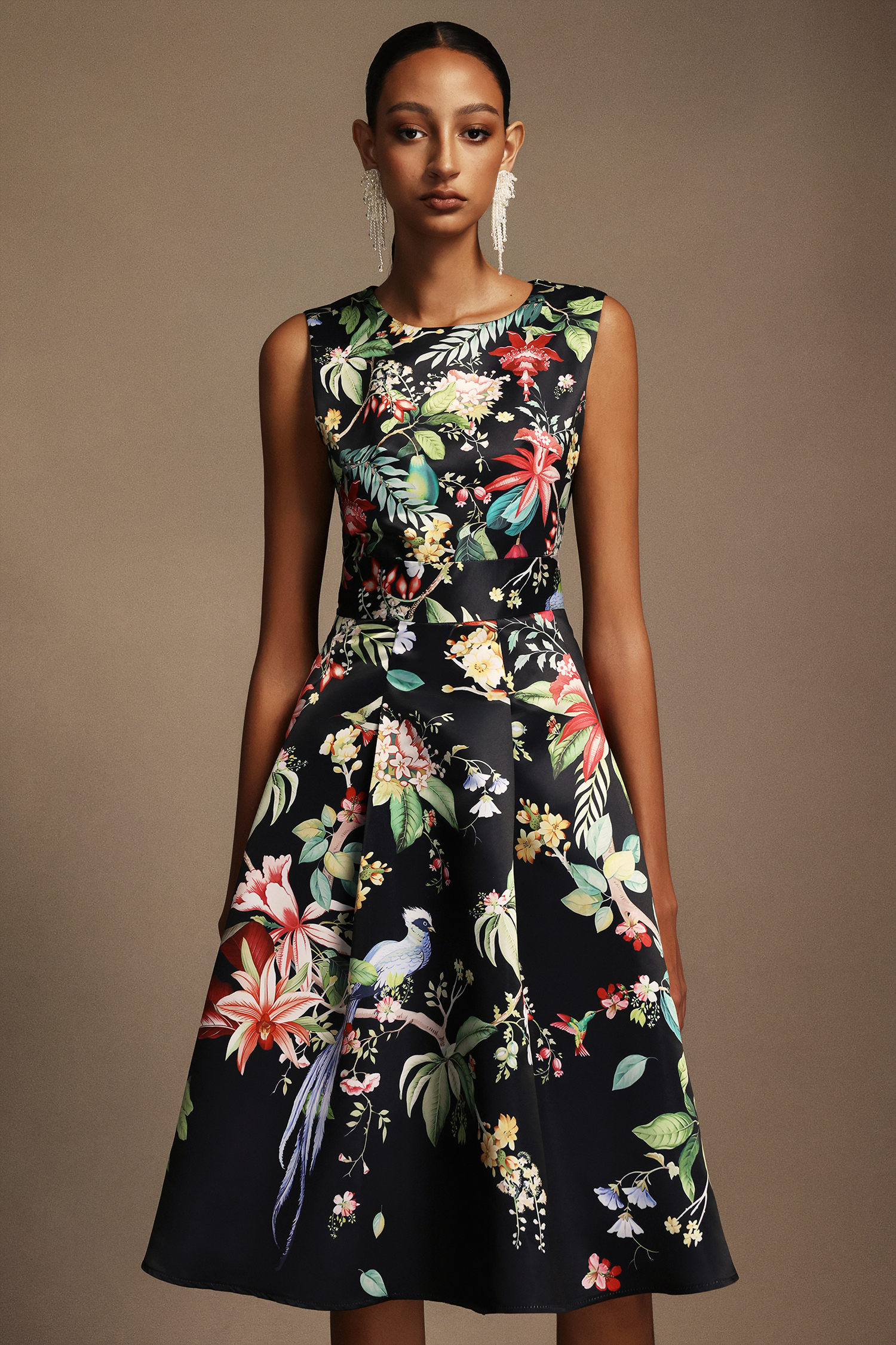 Eyola Sleeveless Floral Printed Midi Dress