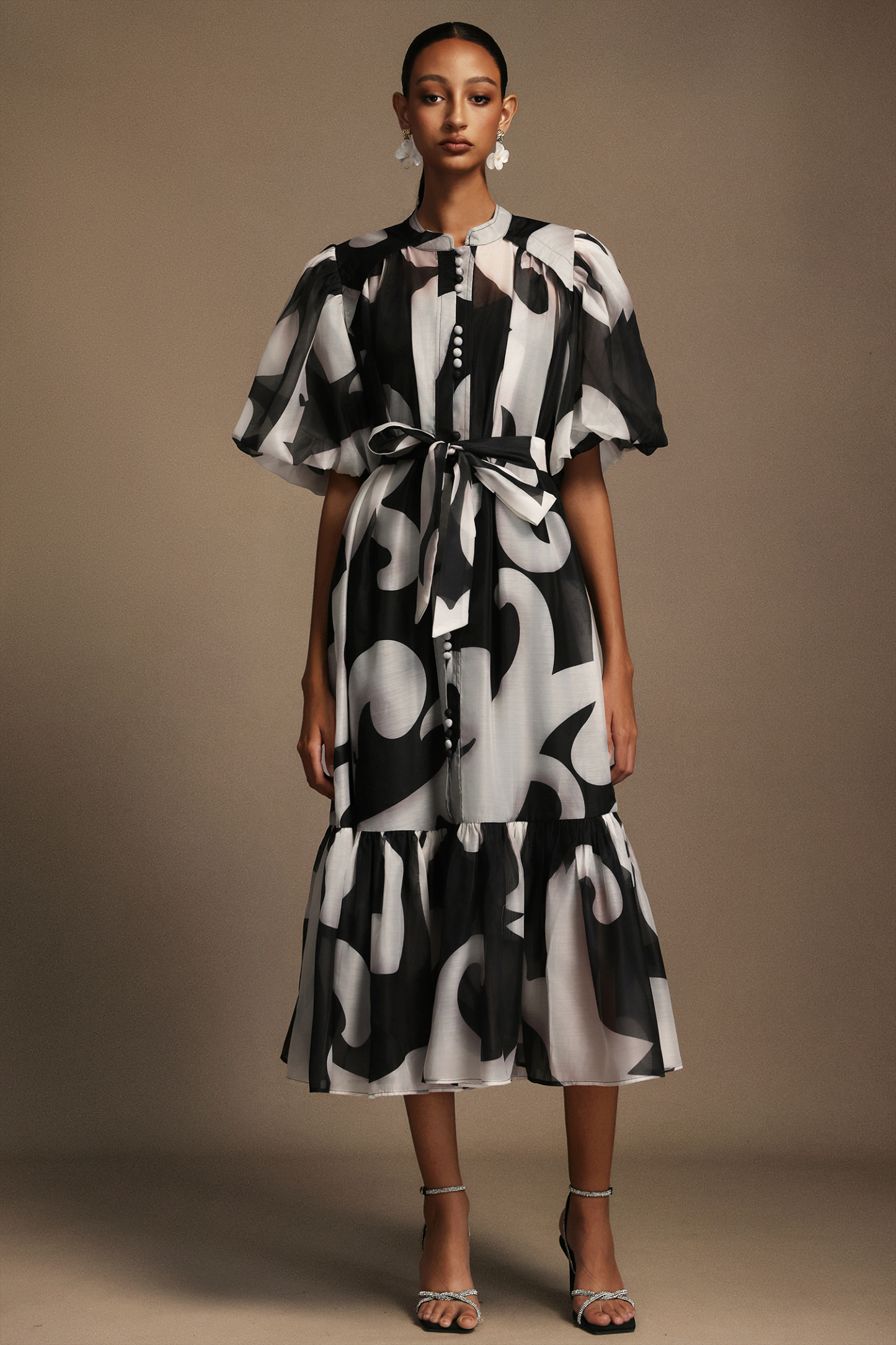 Jacqueline Round Neck Floral Printed Short Sleeves Maxi Dress