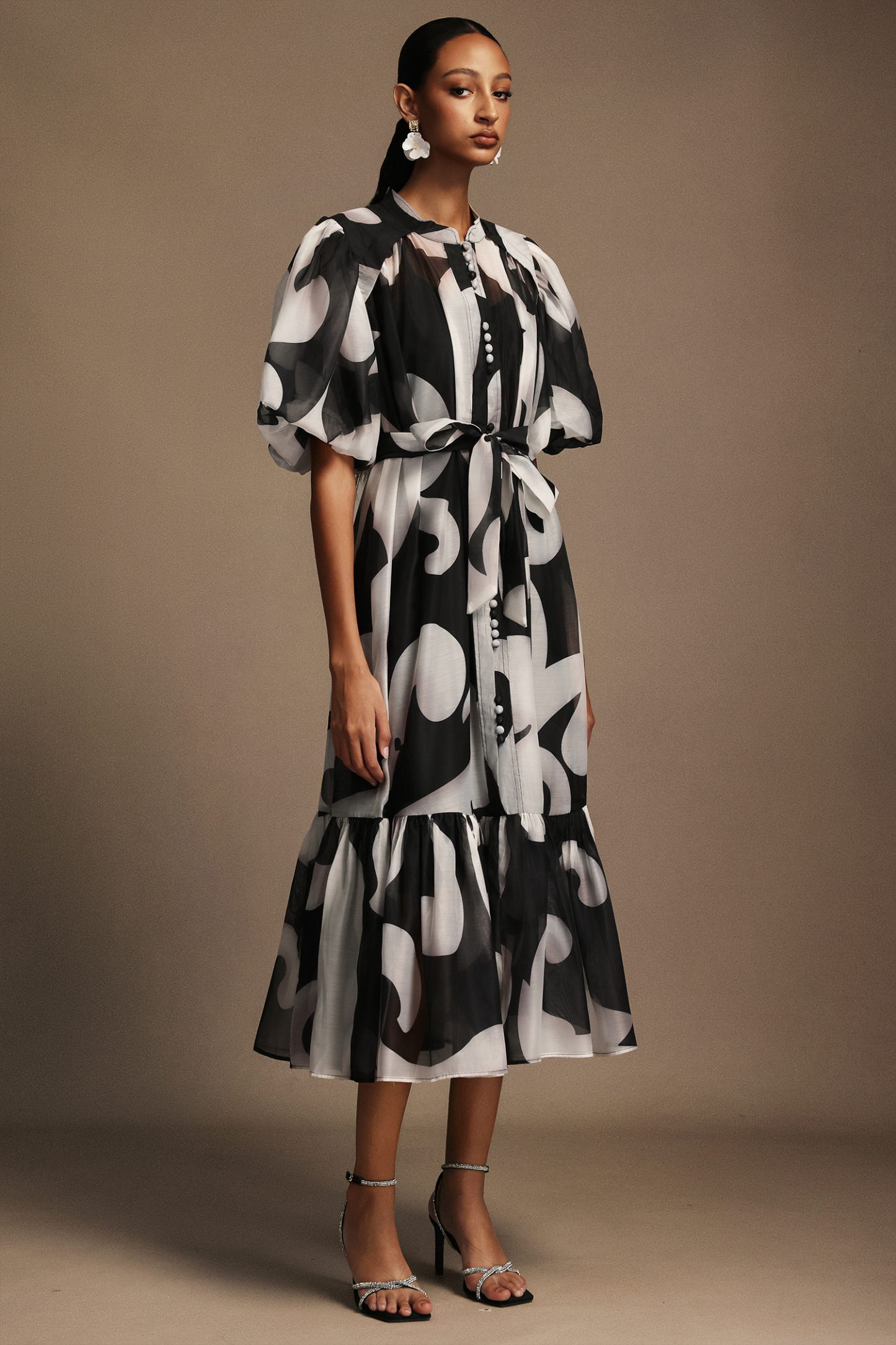 Jacqueline Round Neck Floral Printed Short Sleeves Maxi Dress