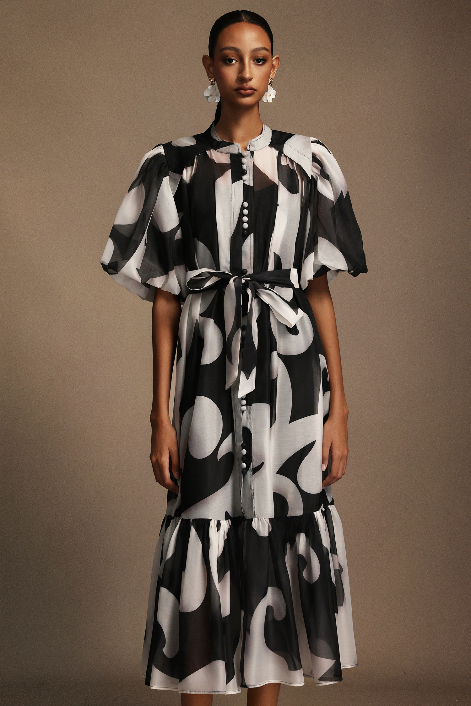 Jacqueline Round Neck Floral Printed Short Sleeves Maxi Dress